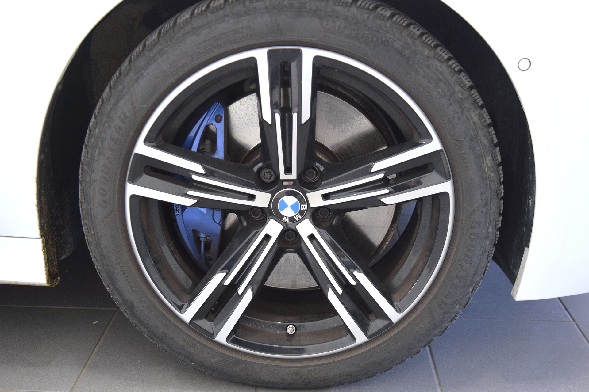 BMW 320d xDrive 48V Touring Steptronic M Sport Pro-image-15