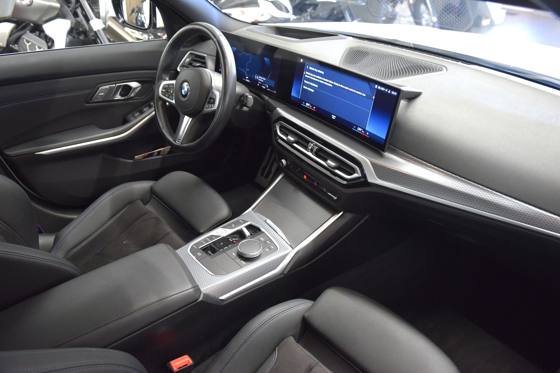 BMW 320d xDrive 48V Touring Steptronic M Sport Pro-image-11