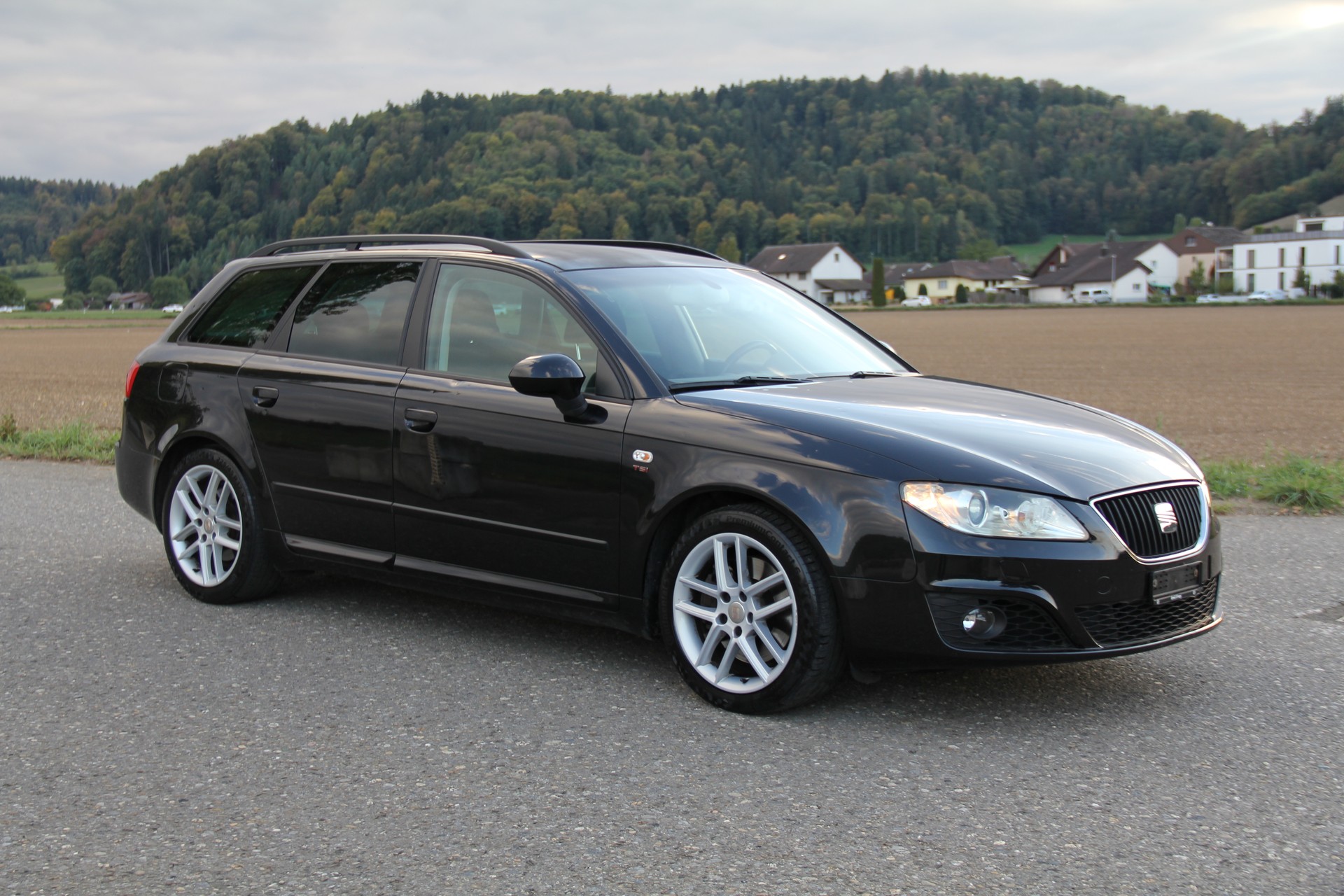 SEAT Exeo ST 2.0 TSI Sport multitronic-image-3