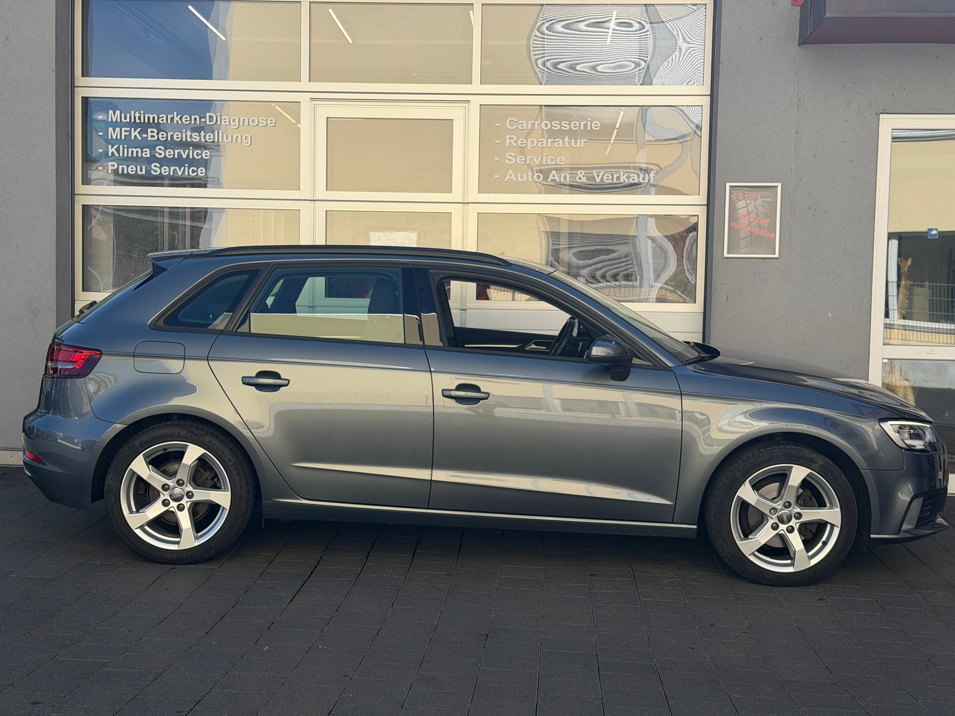 AUDI A3 Sportback 1.6 TDI Sport S-tronic*Ab MFK&Service*Tempomat*8-Fach Bereift*AHK*Top gepflegtes CH-FHZ*-image-5
