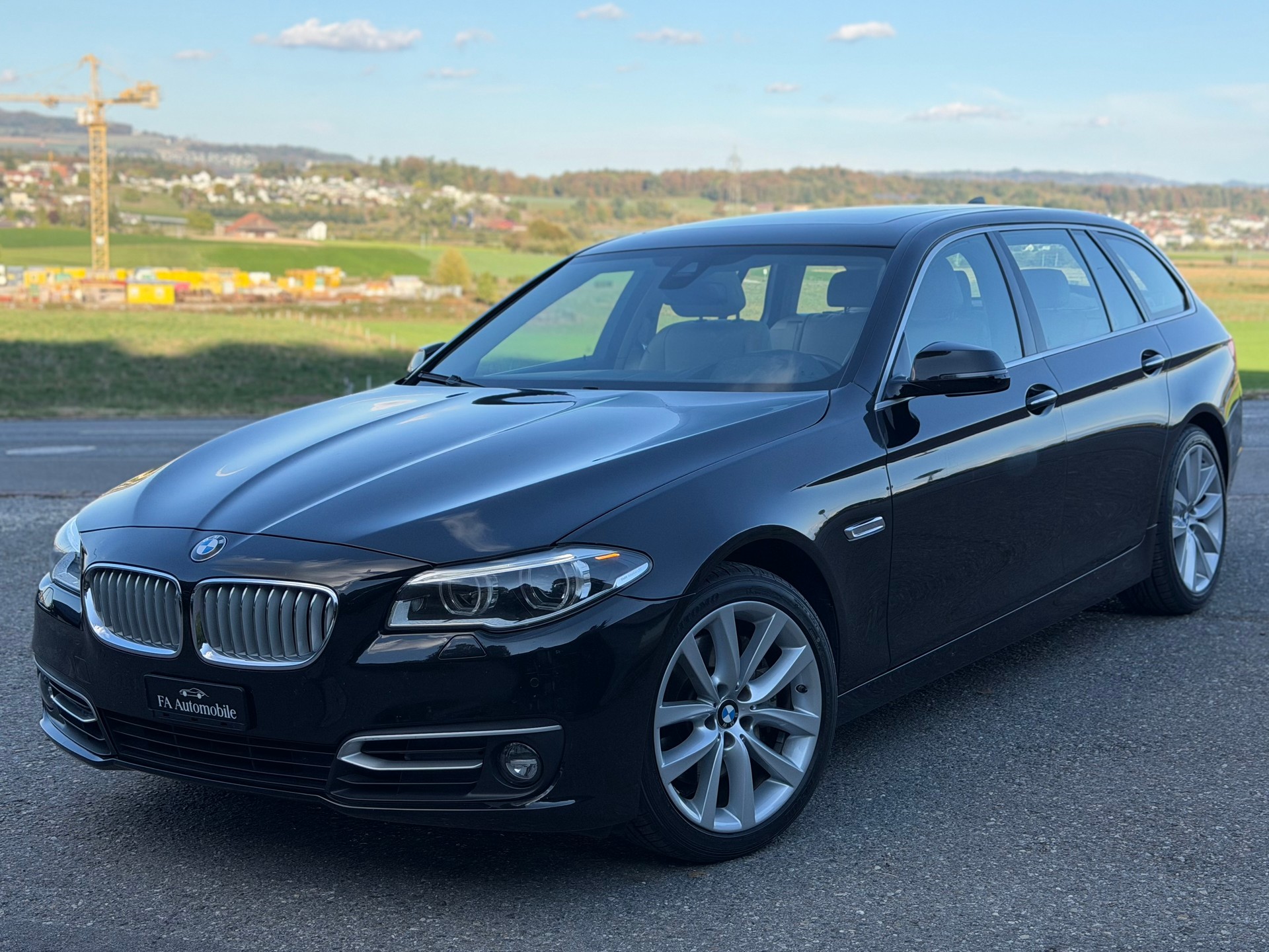 BMW 535d Touring xDrive Modern Line Steptronic-image-2