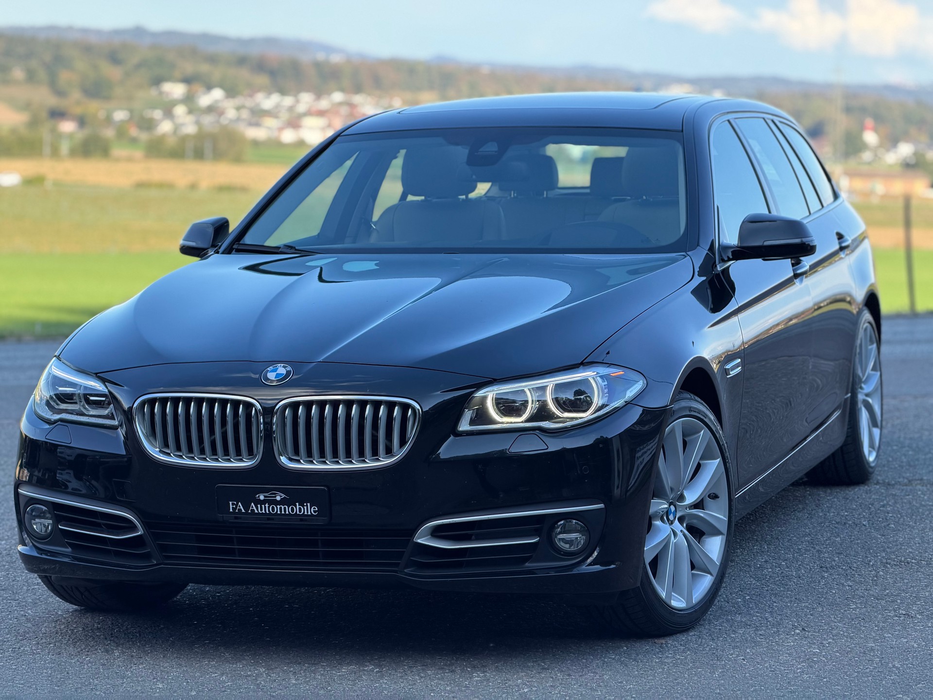 BMW 535d Touring xDrive Modern Line Steptronic-image-1