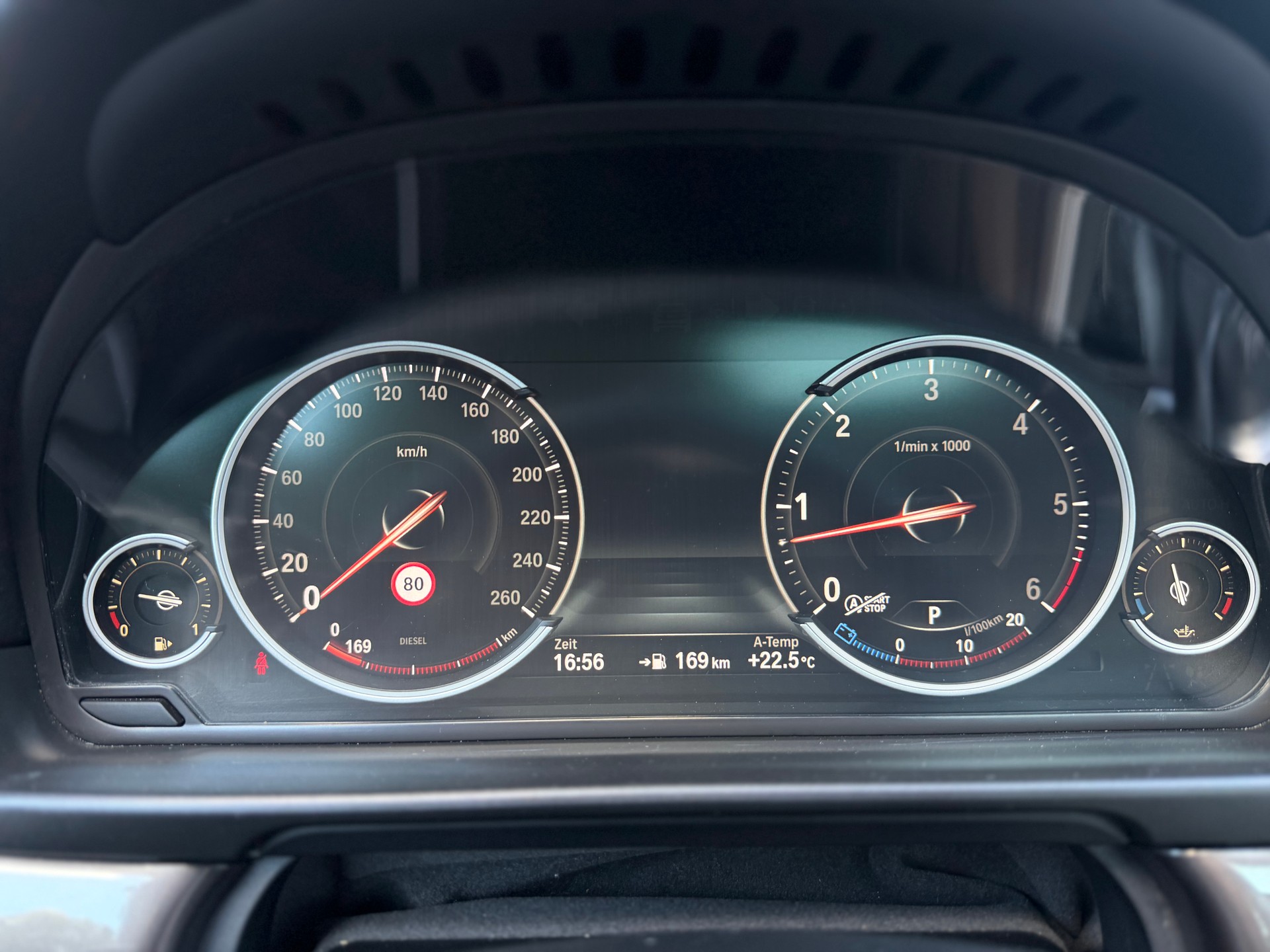 BMW 535d Touring xDrive Modern Line Steptronic-image-17