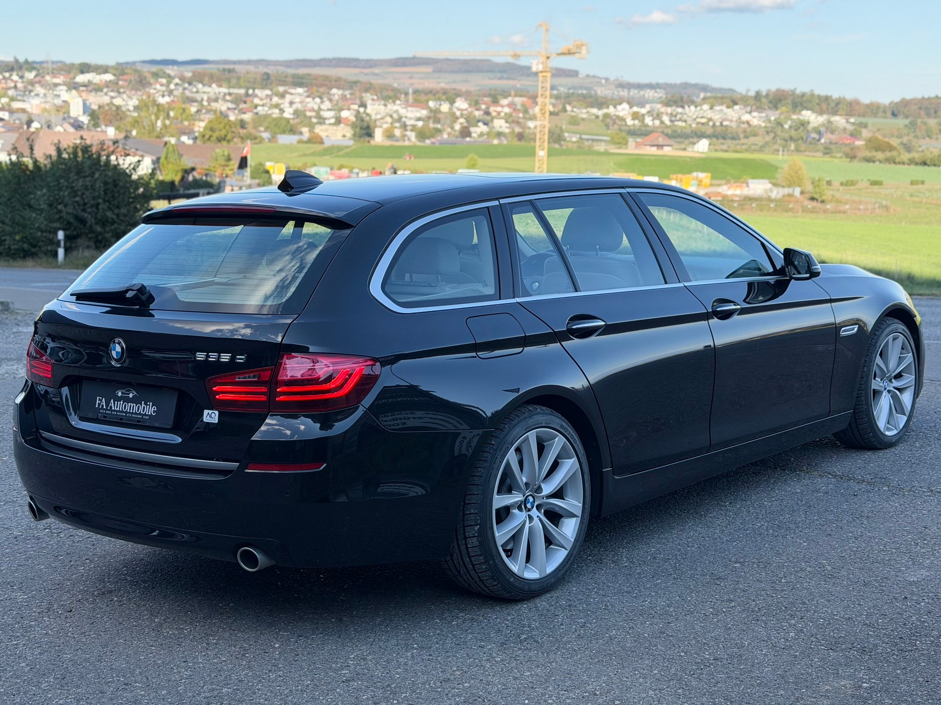BMW 535d Touring xDrive Modern Line Steptronic-image-6