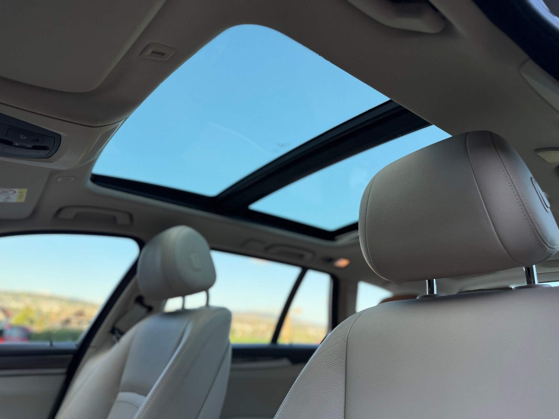 BMW 535d Touring xDrive Modern Line Steptronic-image-22