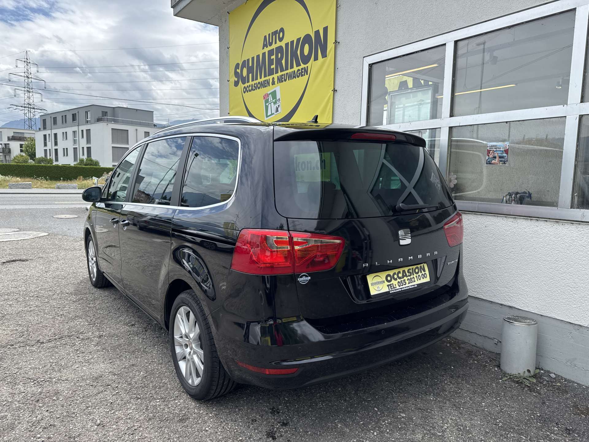 SEAT Alhambra 2.0 TDi Style 7-Plätzer DSG-Automat-image-2