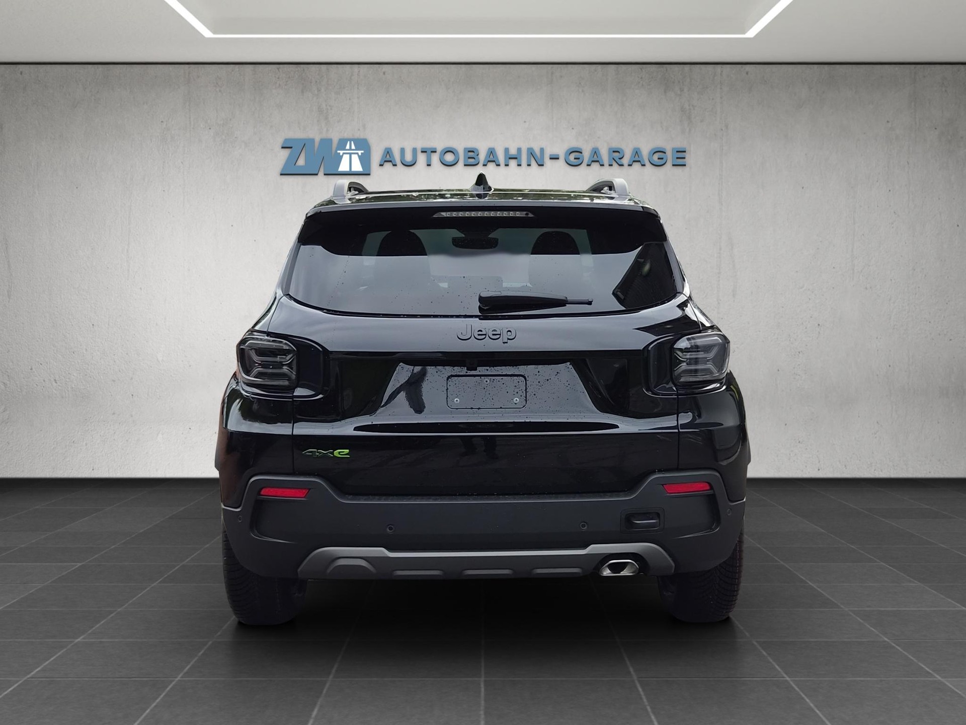 JEEP Avenger 1.2 MHEV Overland 4xe-image-3