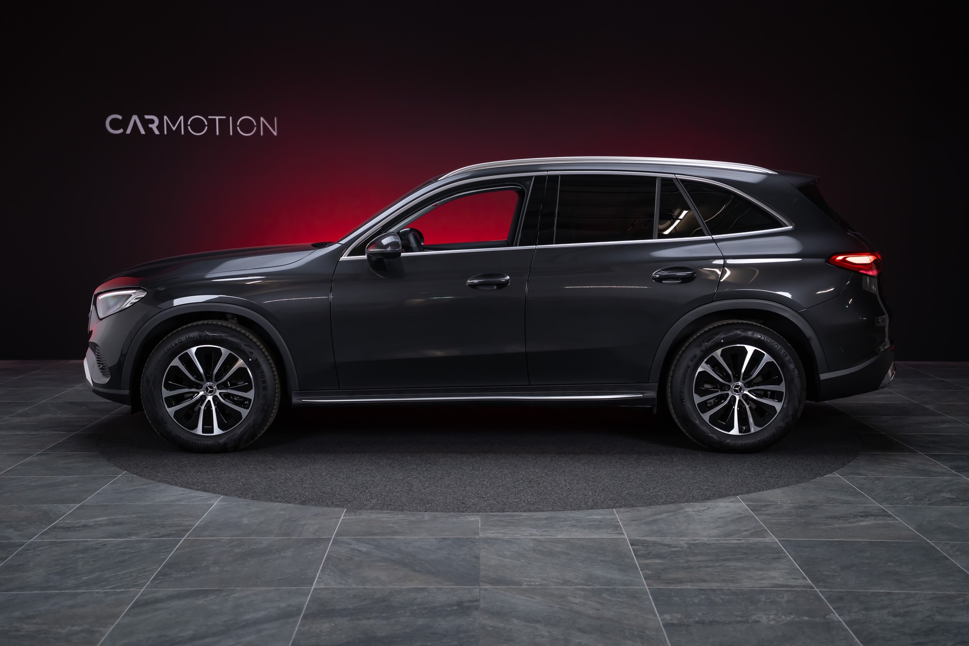 MERCEDES-BENZ GLC 200 Avantgarde 4matic / Rückfahrkamera / el.Sitze / Ambientebeleuchtung-image-10