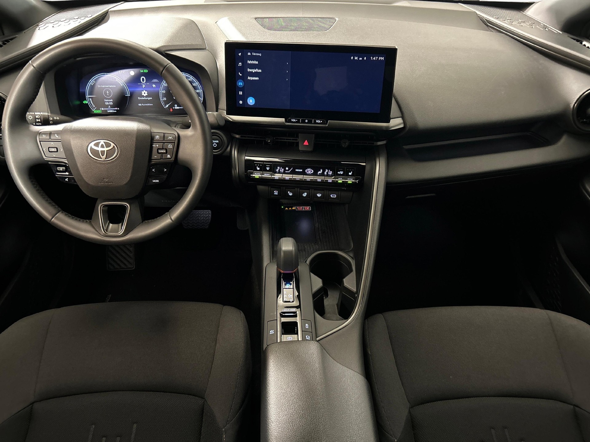TOYOTA C-HR 2.0 HEV Trend 4x4-image-6