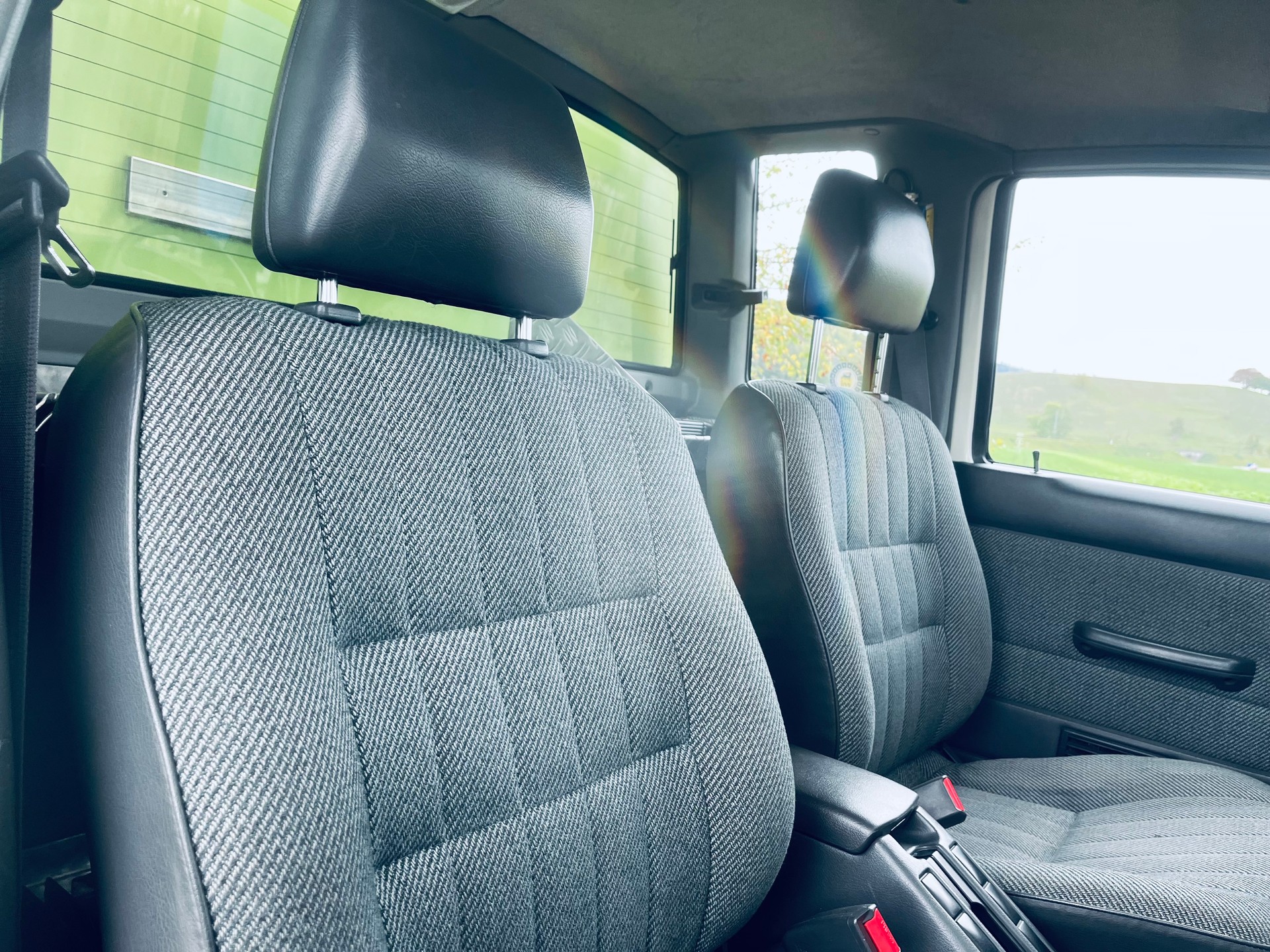 NISSAN King Cab 2.4 4x4 KNMD21-image-4