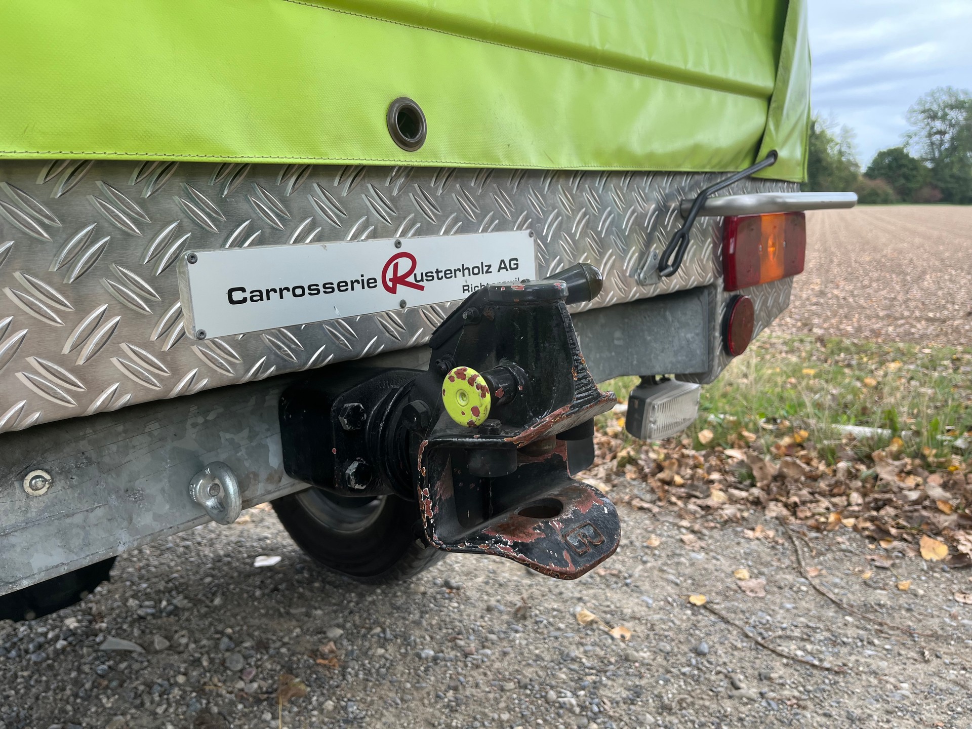 NISSAN King Cab 2.4 4x4 KNMD21-image-7