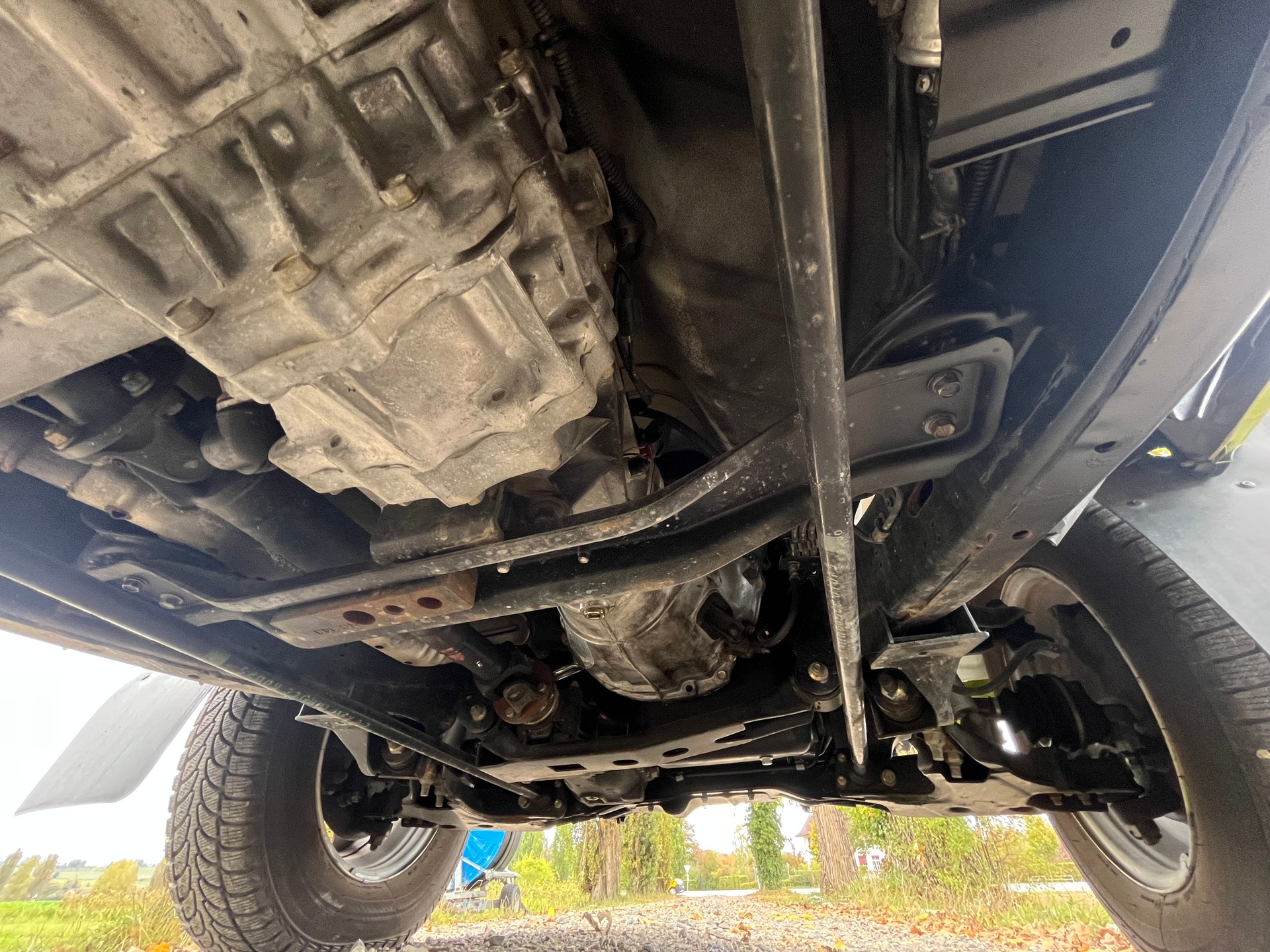 NISSAN King Cab 2.4 4x4 KNMD21-image-12