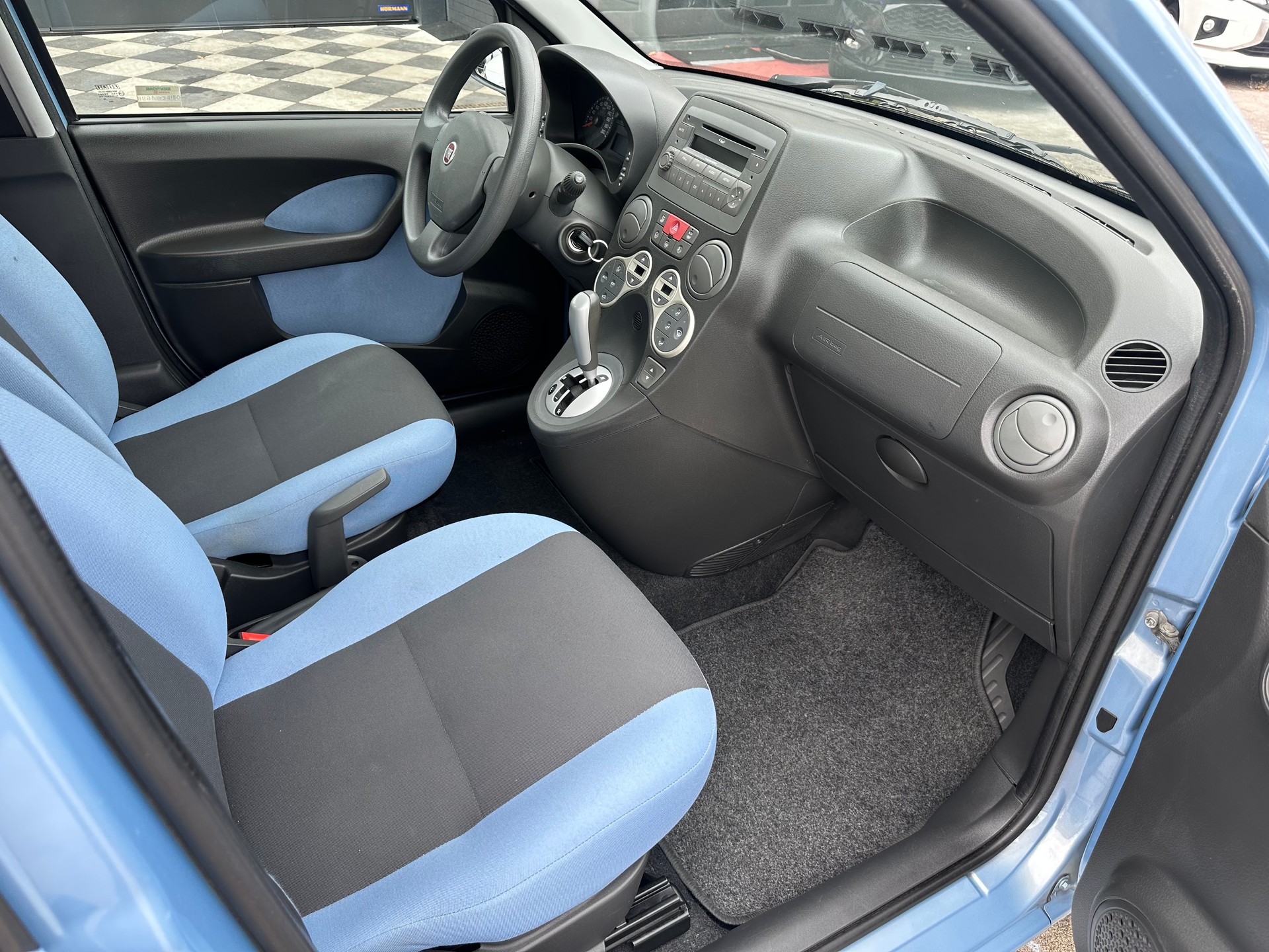 FIAT Panda 1.2 Dynamic plus-image-12