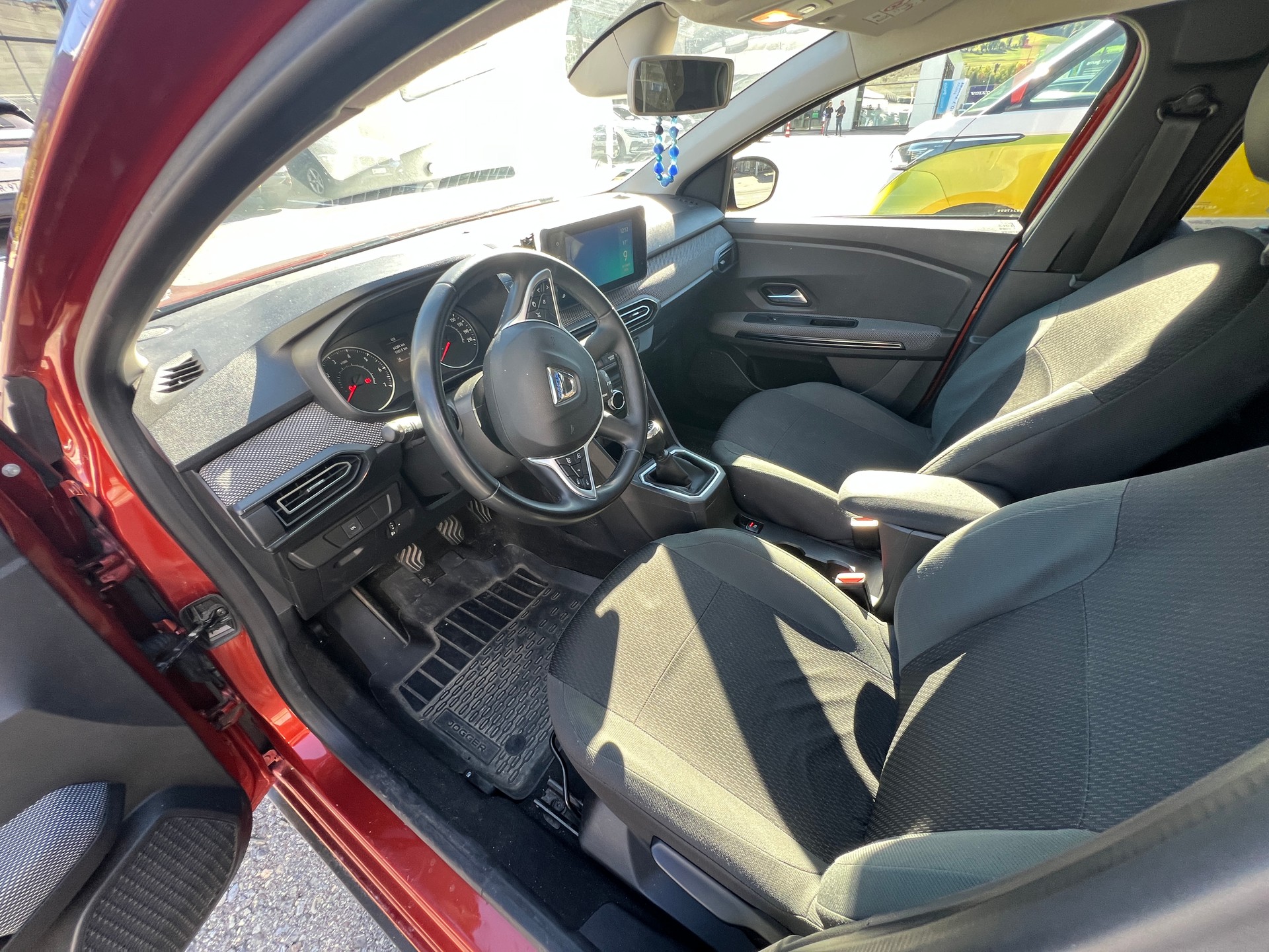 DACIA 1.0 TCe Comfort-image-5