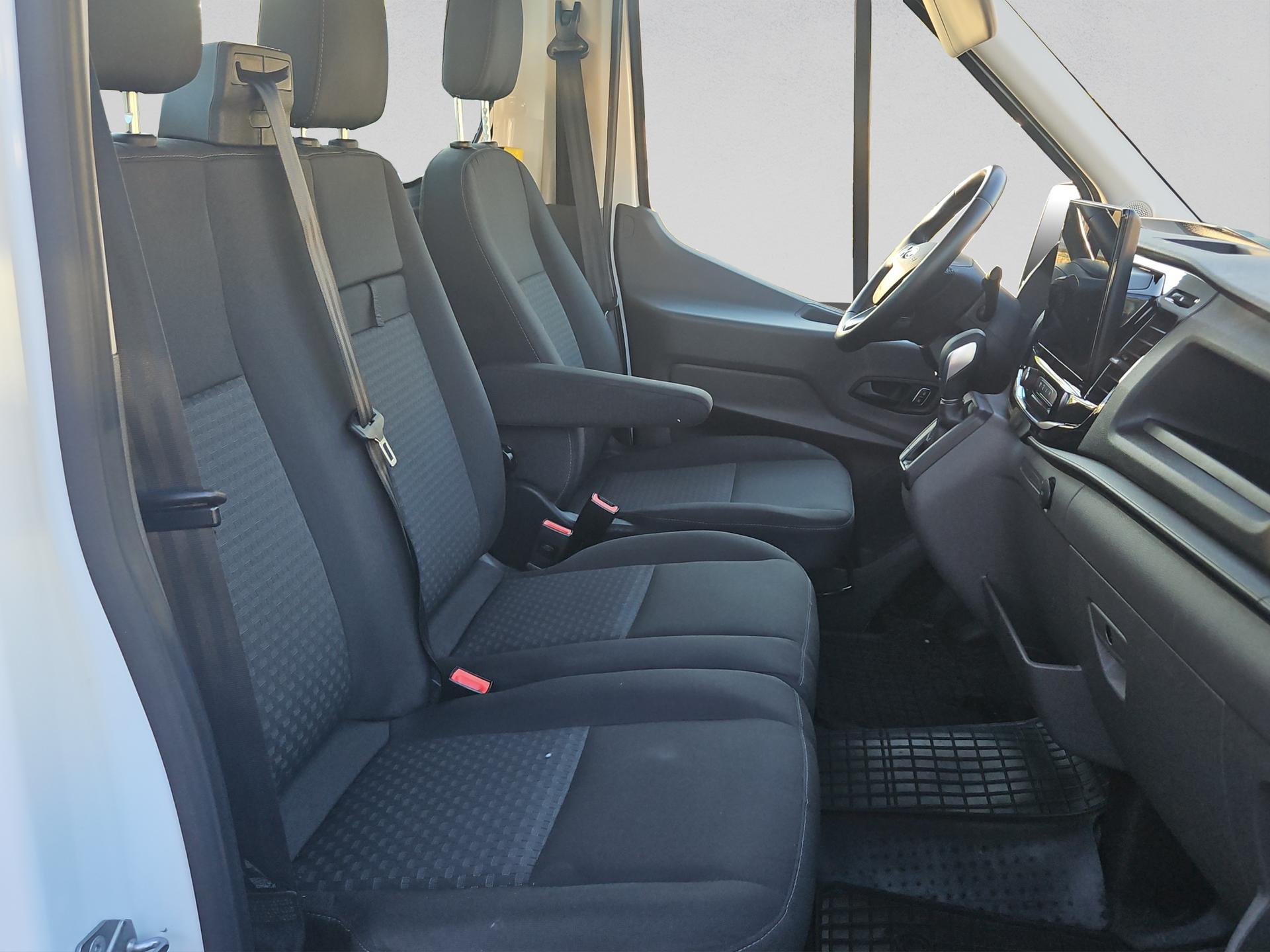 FORD Transit 350 L4 Trend 2.0 TDCi 165 HD RWD A-image-16