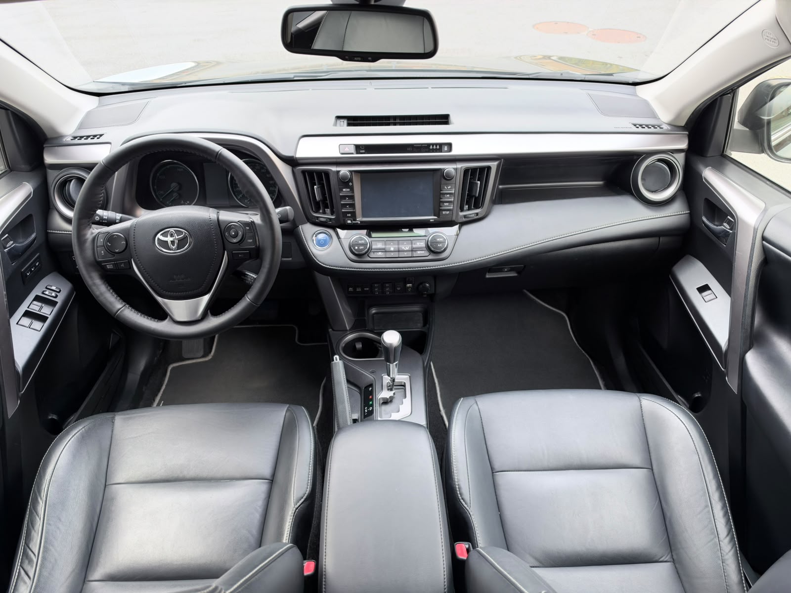 TOYOTA RAV-4 2.5 HSD Sol e-CVT-image-10
