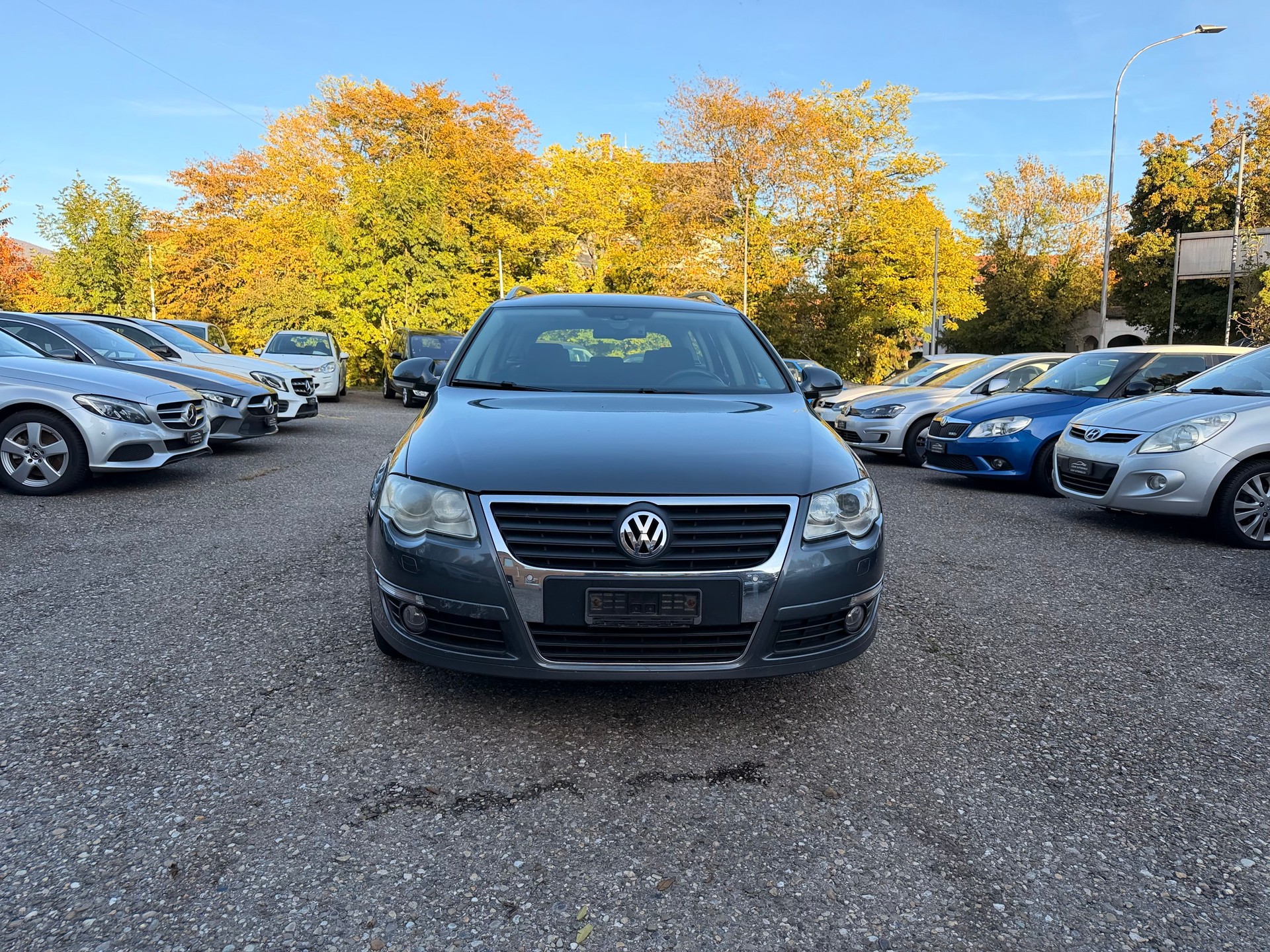 VW Passat Variant 2.0 TDI BlueMotion Trendline-image-2