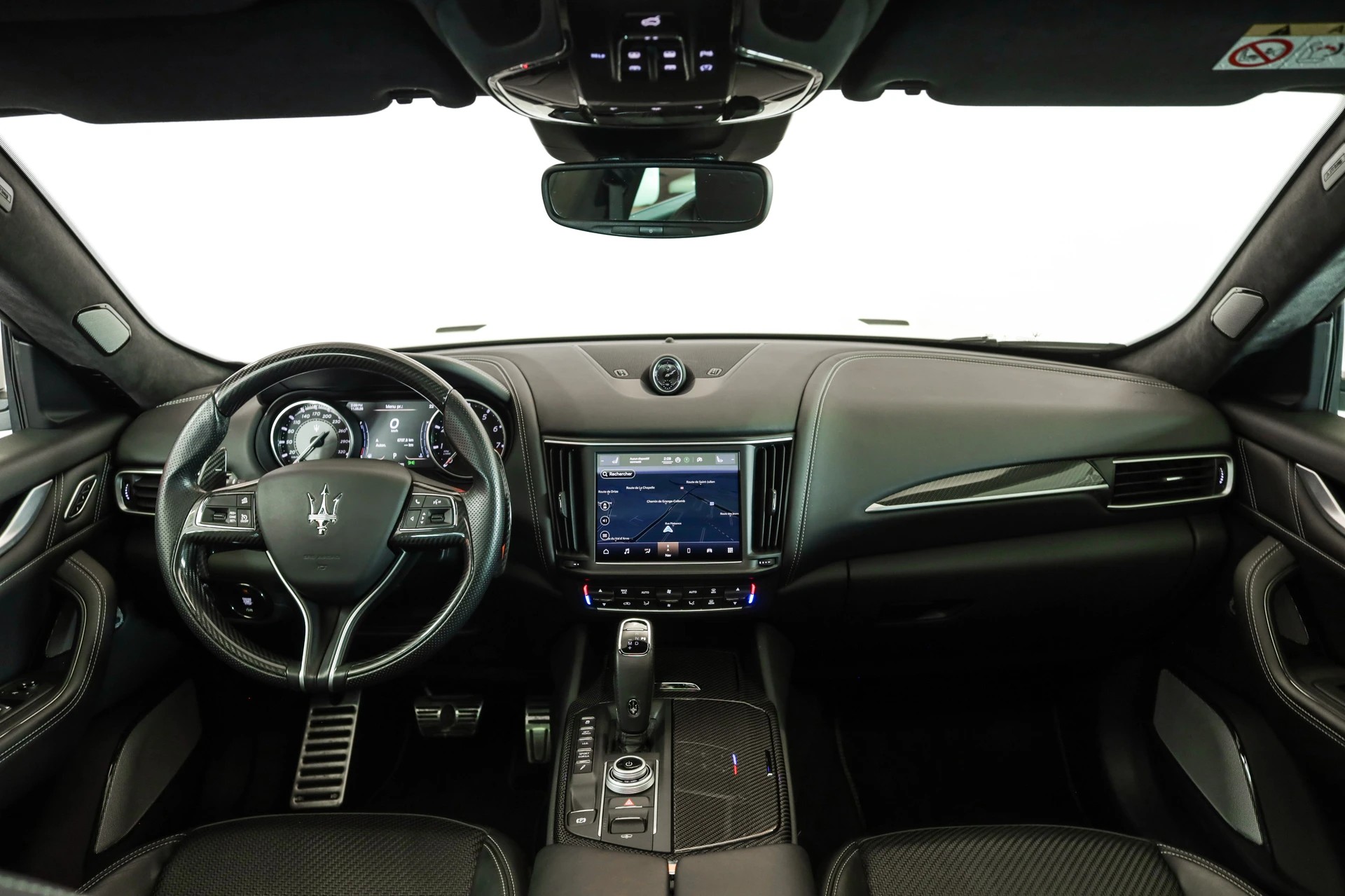 MASERATI Levante 3.8 V8 Trofeo Q4 Automatica • Toit ouvrant • Sièges ventilés • Carbone-image-7