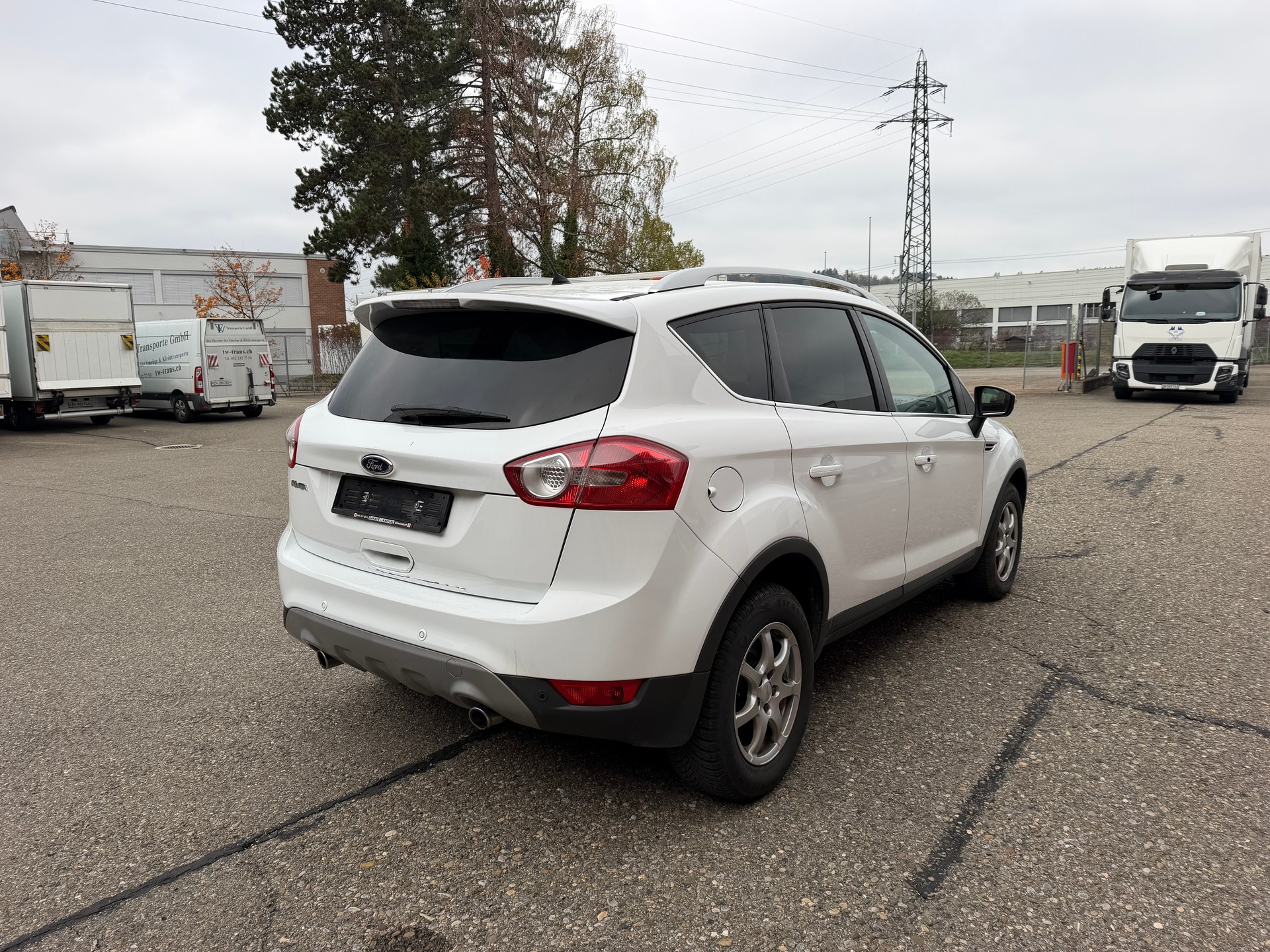 FORD Kuga 2.0 TDCi Titanium 4WD PowerShift-image-4