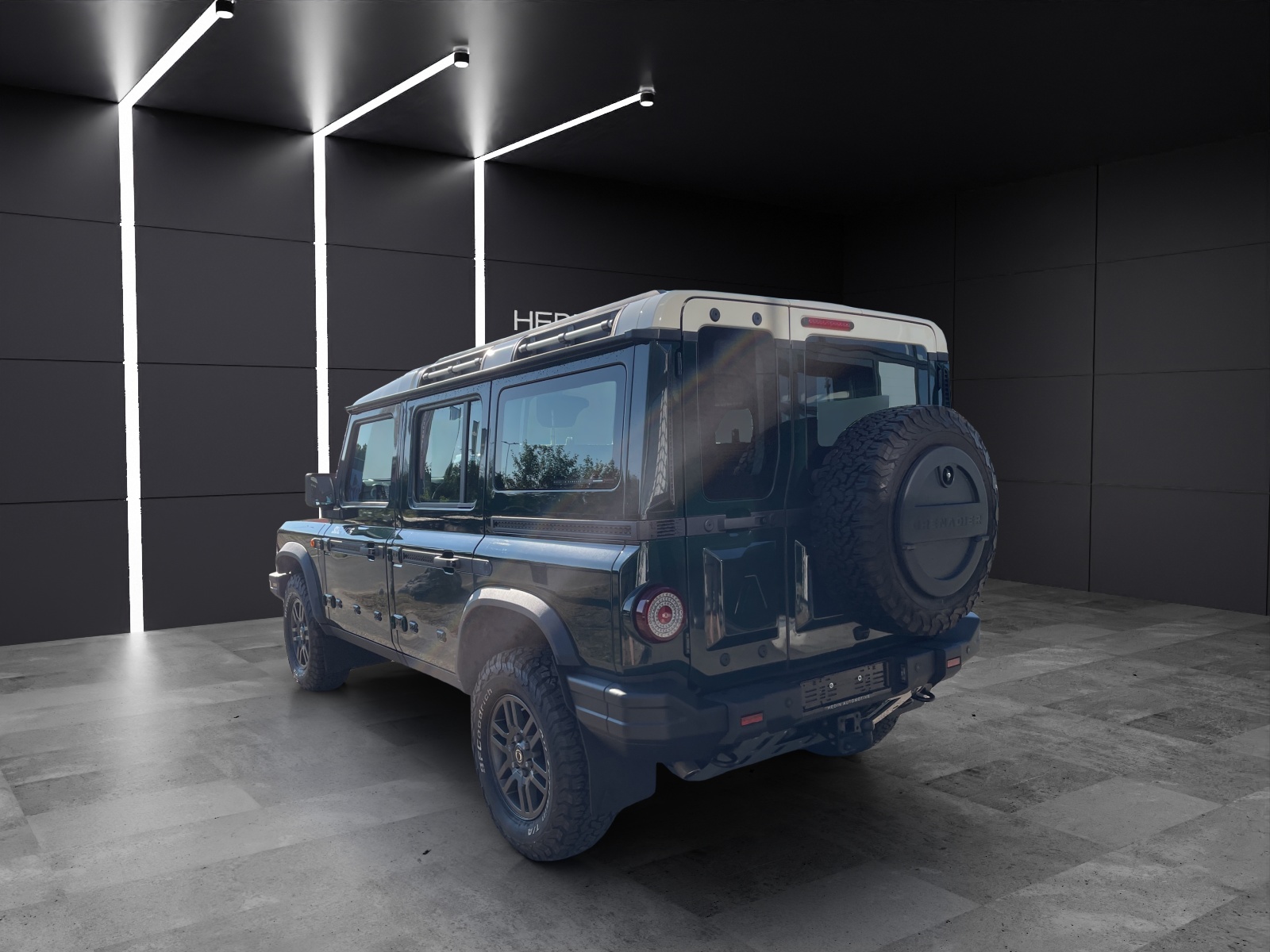 INEOS Grenadier 3.0D Utility Wagon 5-Sitz-image-5