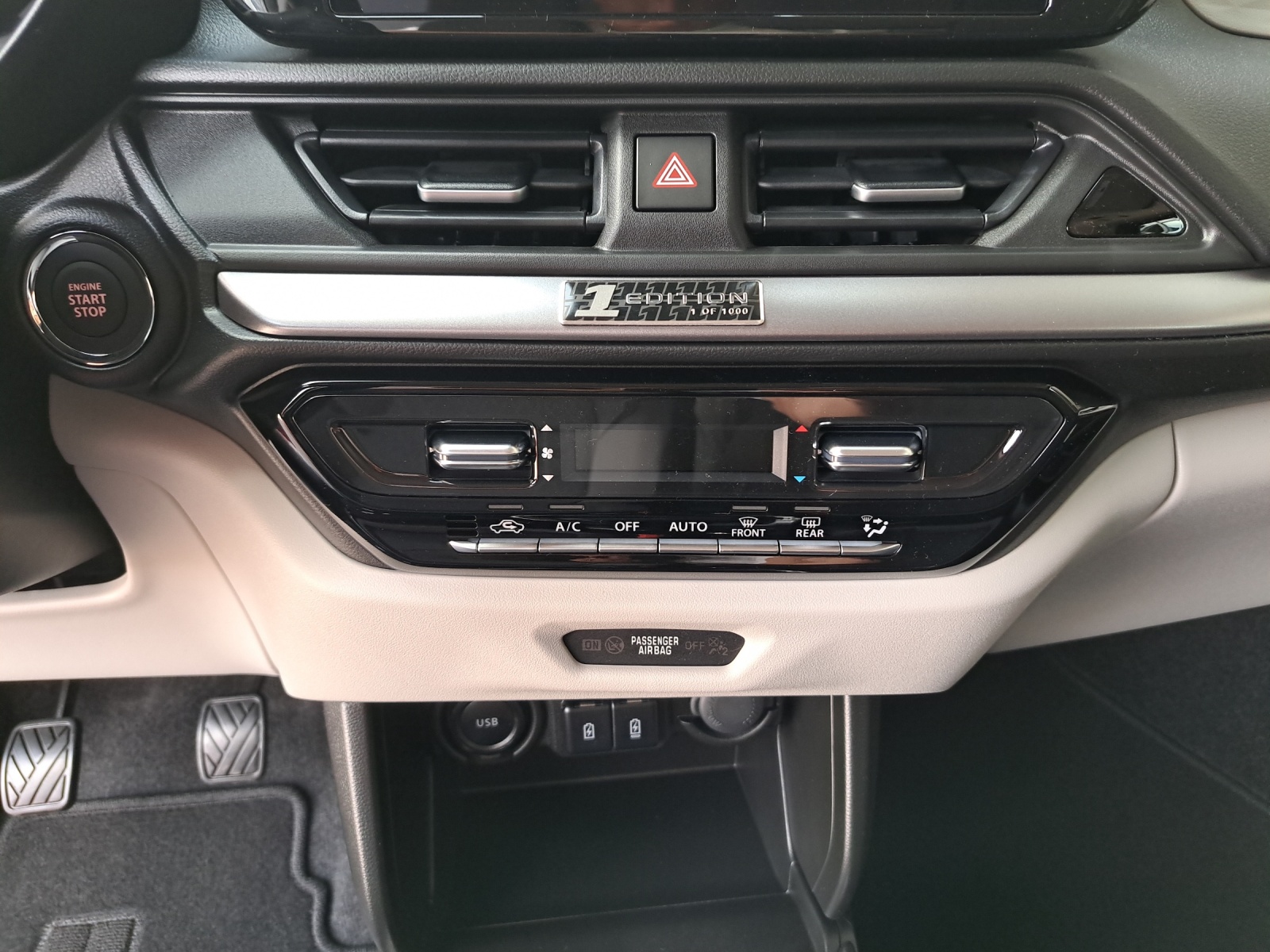 SUZUKI Swift 1.2 1st Edition Top Hybrid 4x4 MY24-image-11