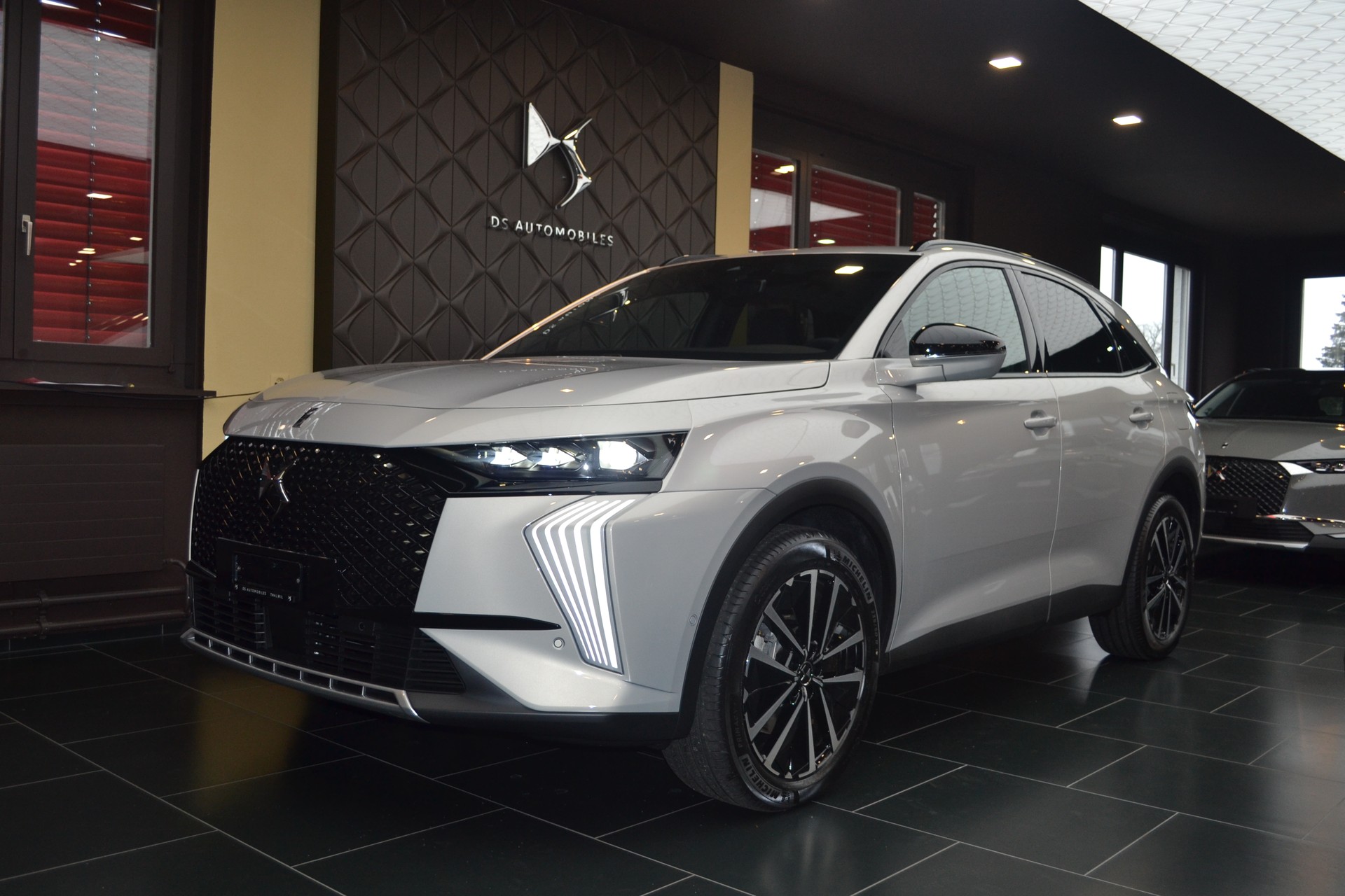 DS AUTOMOBILES DS 7 Crossback E-Tense 300 4x4 Pallas-image-10