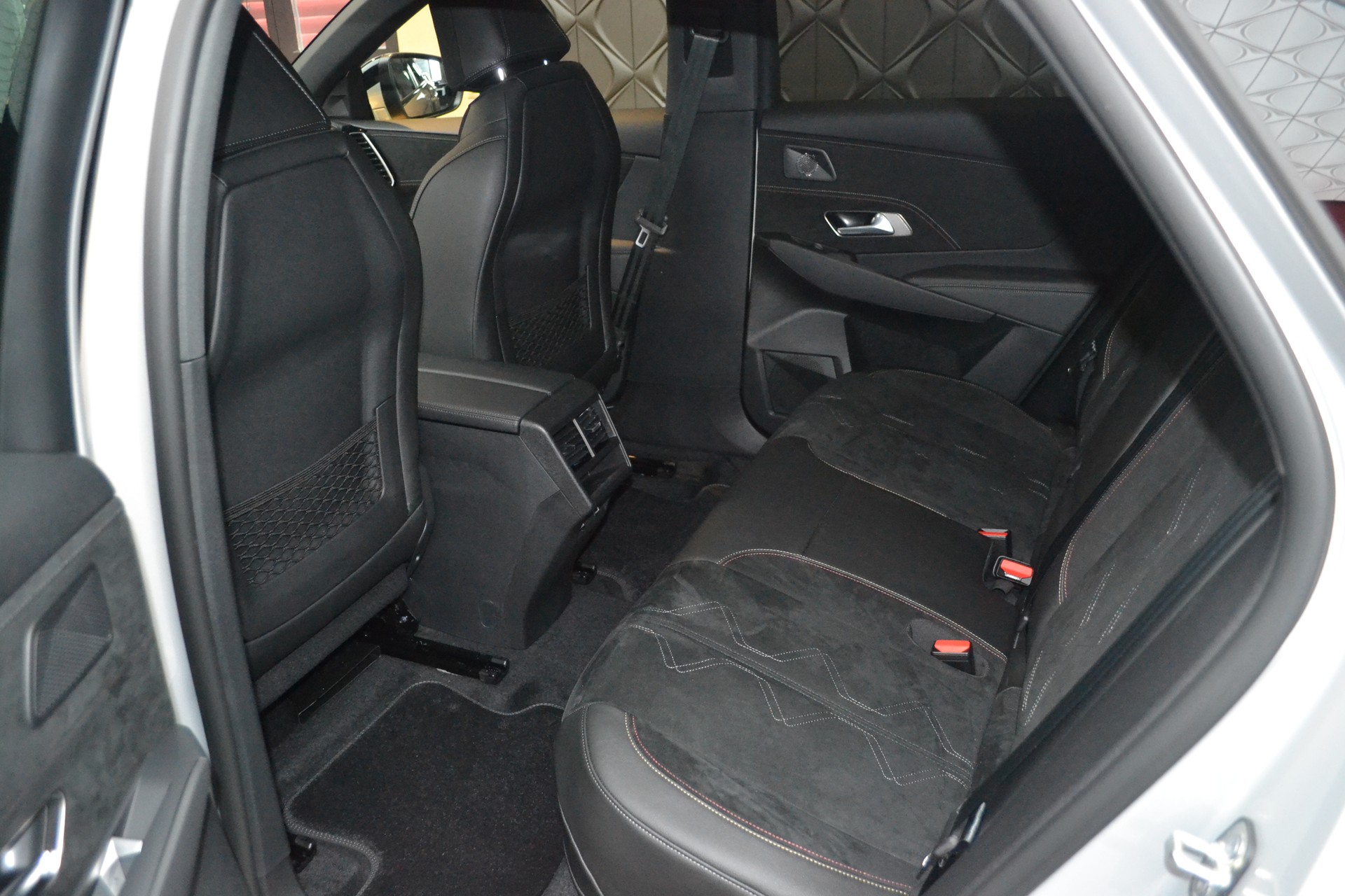 DS AUTOMOBILES DS 7 Crossback E-Tense 300 4x4 Pallas-image-7