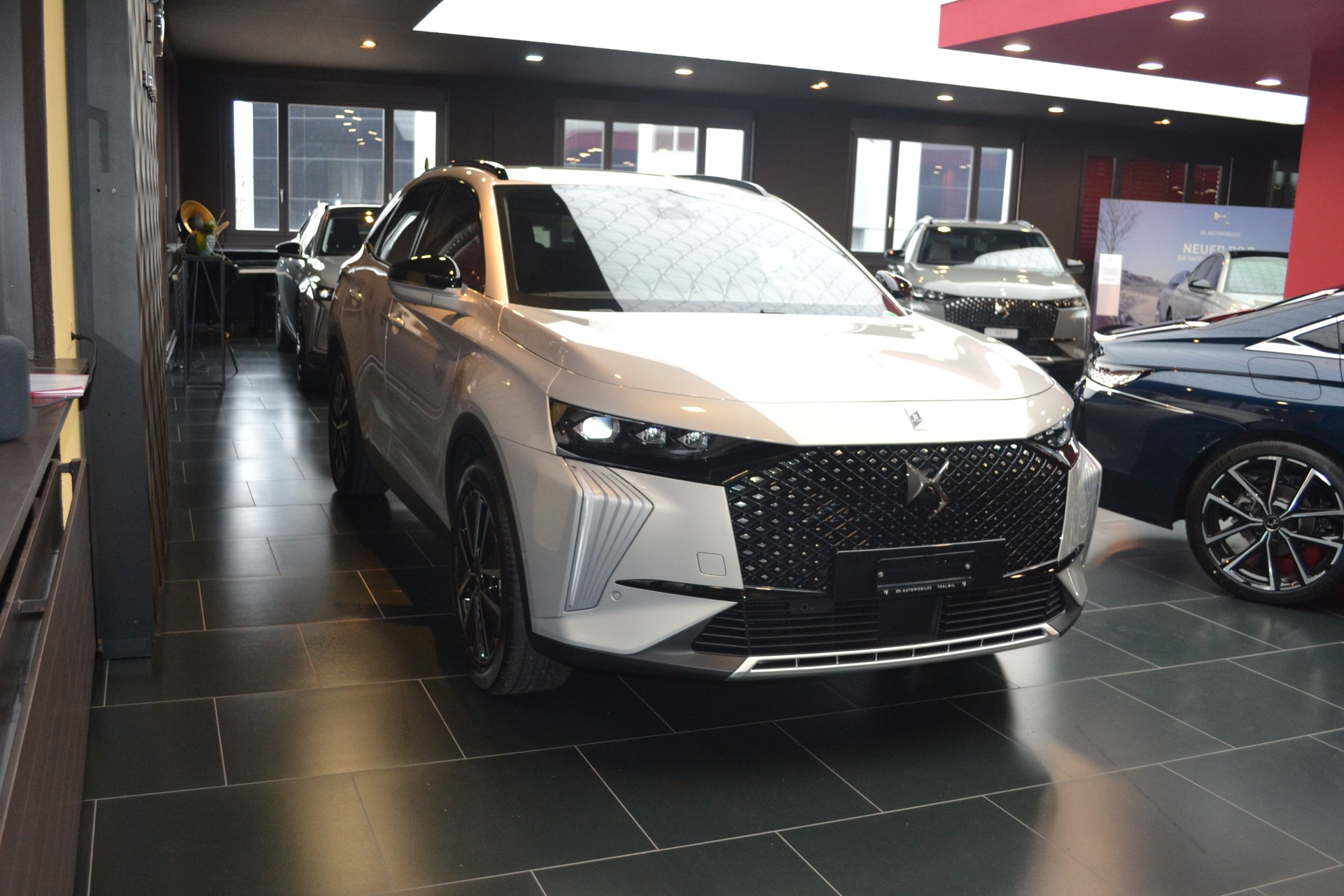 DS AUTOMOBILES DS 7 Crossback E-Tense 300 4x4 Pallas-image-1