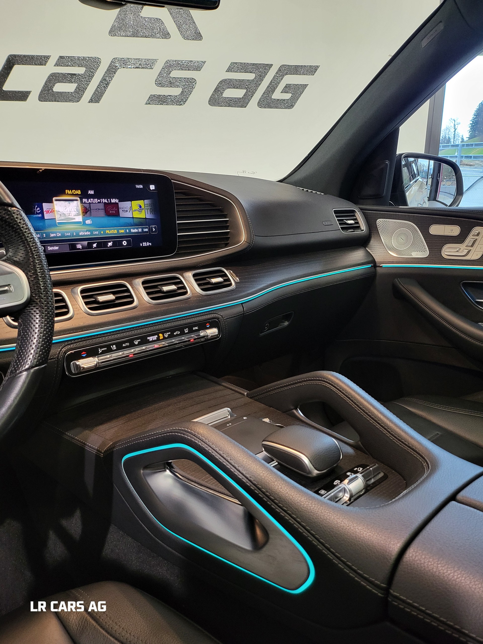 MERCEDES-BENZ GLE 400 d 4Matic AMG Line 9G-Tronic-image-10