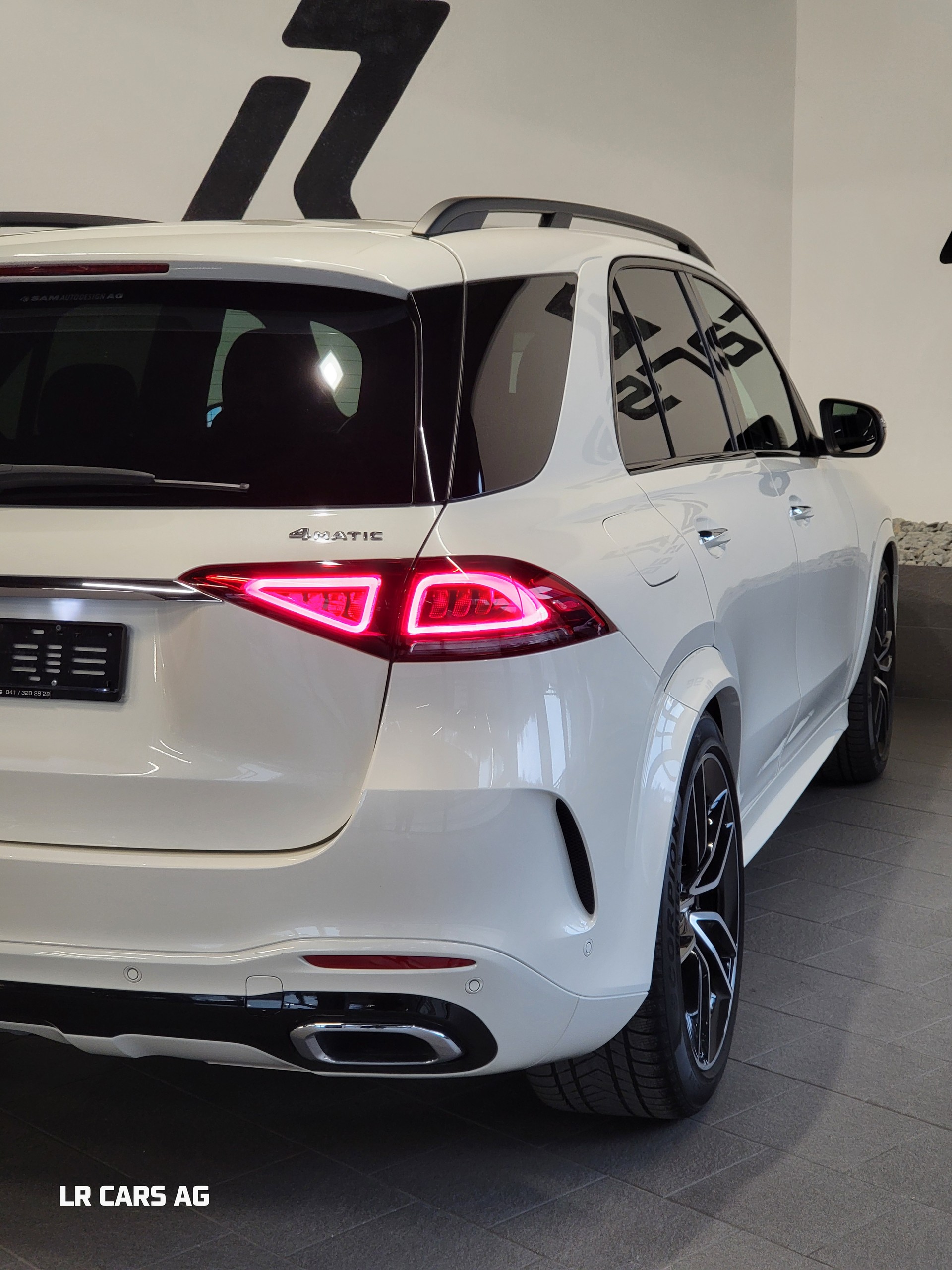 MERCEDES-BENZ GLE 400 d 4Matic AMG Line 9G-Tronic-image-6