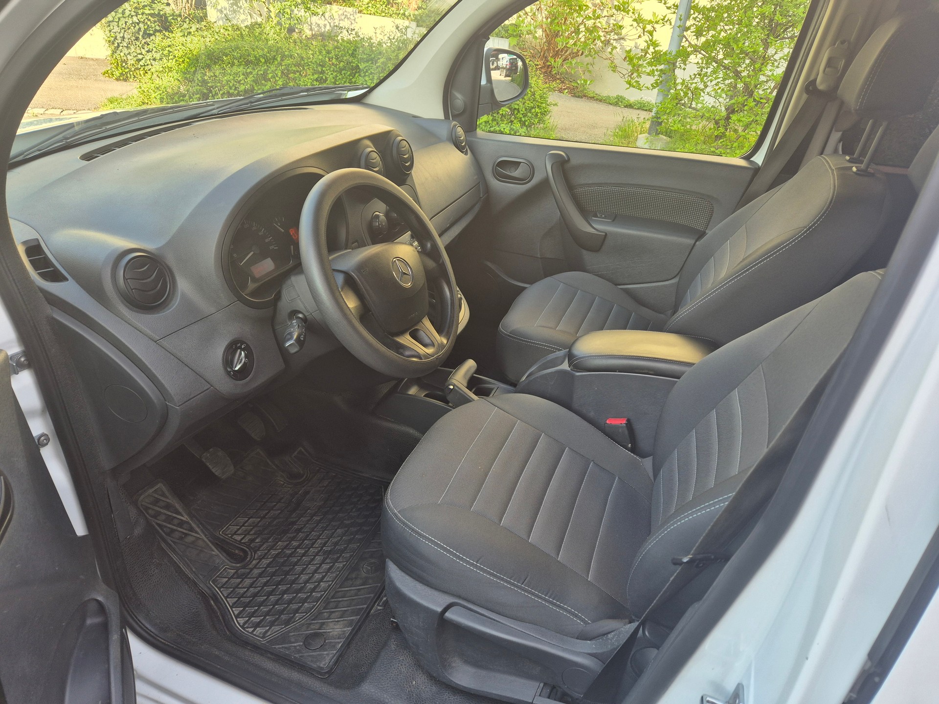 MERCEDES-BENZ Citan Tourer 109 CDI L 5-Plätzer/5 places-image-7