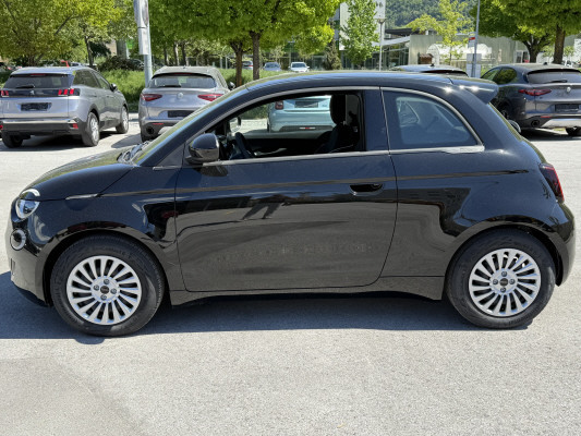 FIAT 500 el 87 kW Cult Edition-image-3