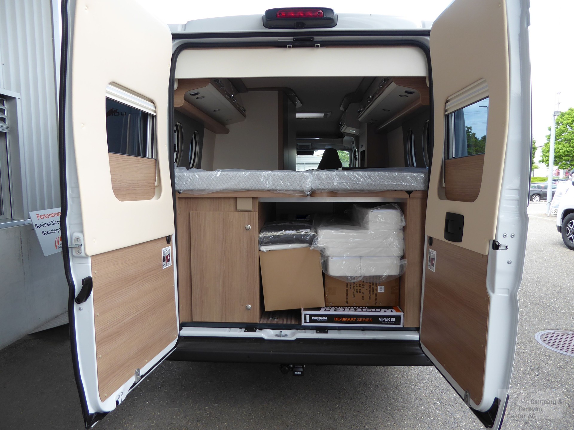 MALIBU Van first class - two rooms 640 LE RB Coupé-image-12