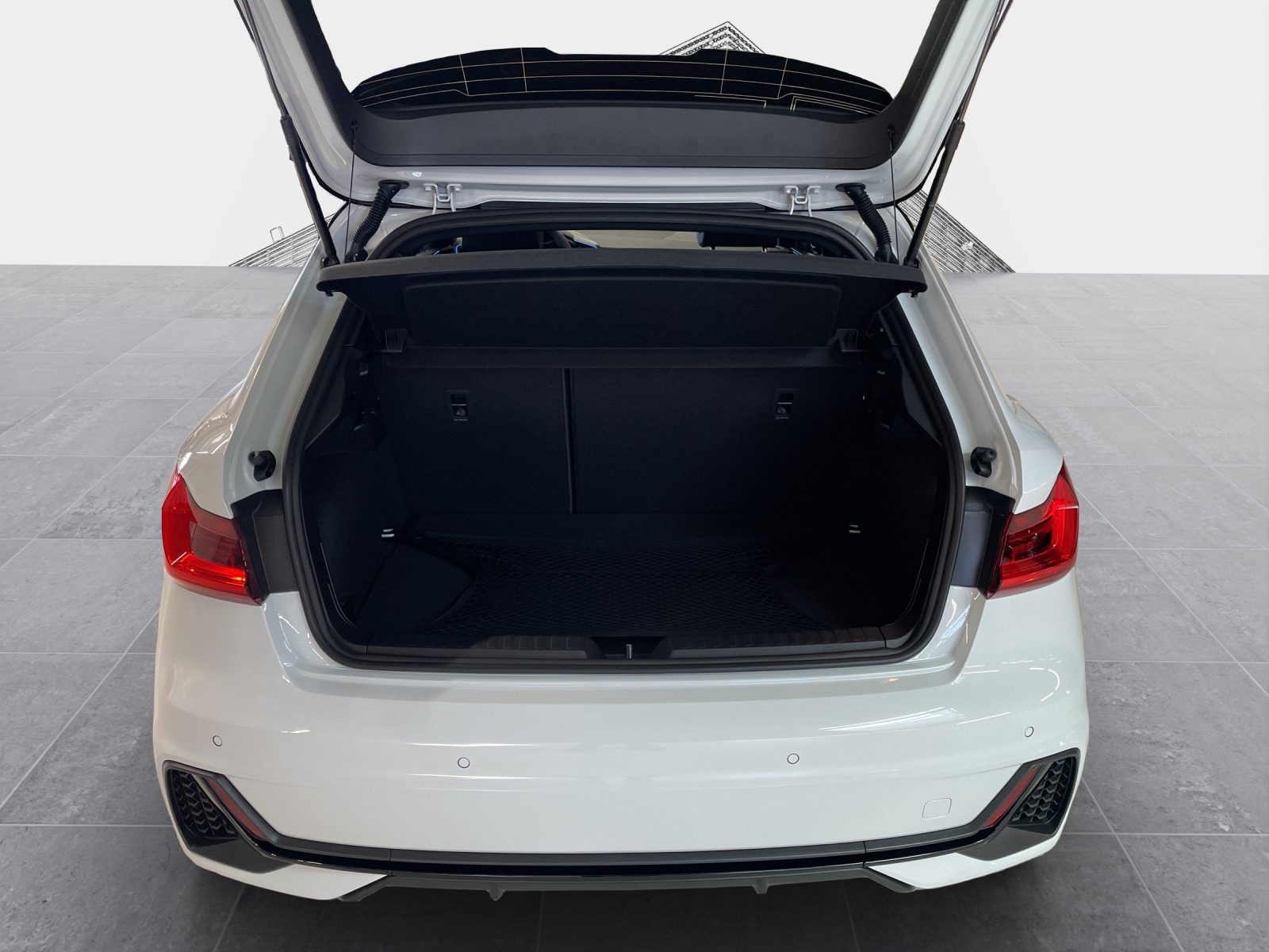 AUDI A1 Sportback 35 TFSI S Line S-tronic-image-12