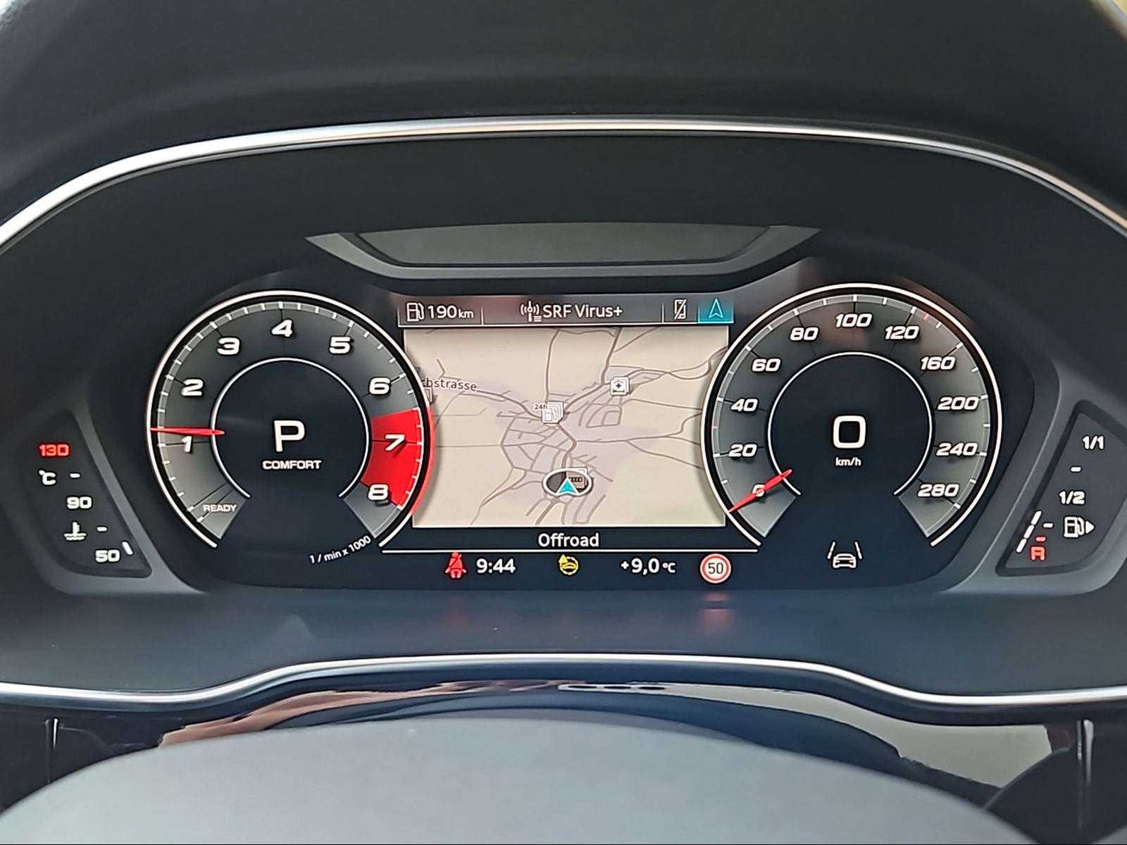 AUDI Q3 Sportback 35 TFSI S line Attraction S-tronic Mythosschwarz Metallic-image-10