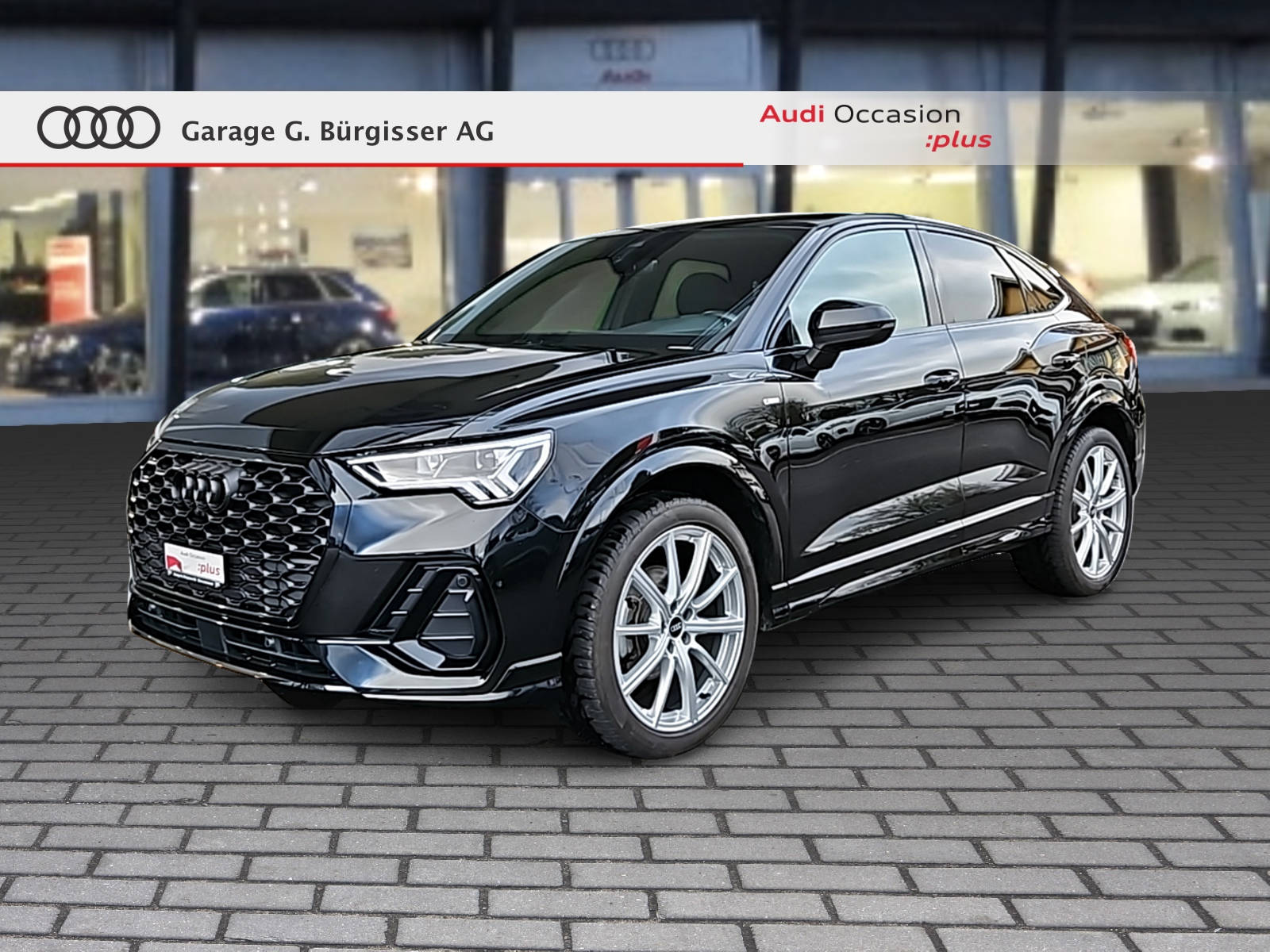 AUDI Q3 Sportback 35 TFSI S line Attraction S-tronic Mythosschwarz Metallic-image-0