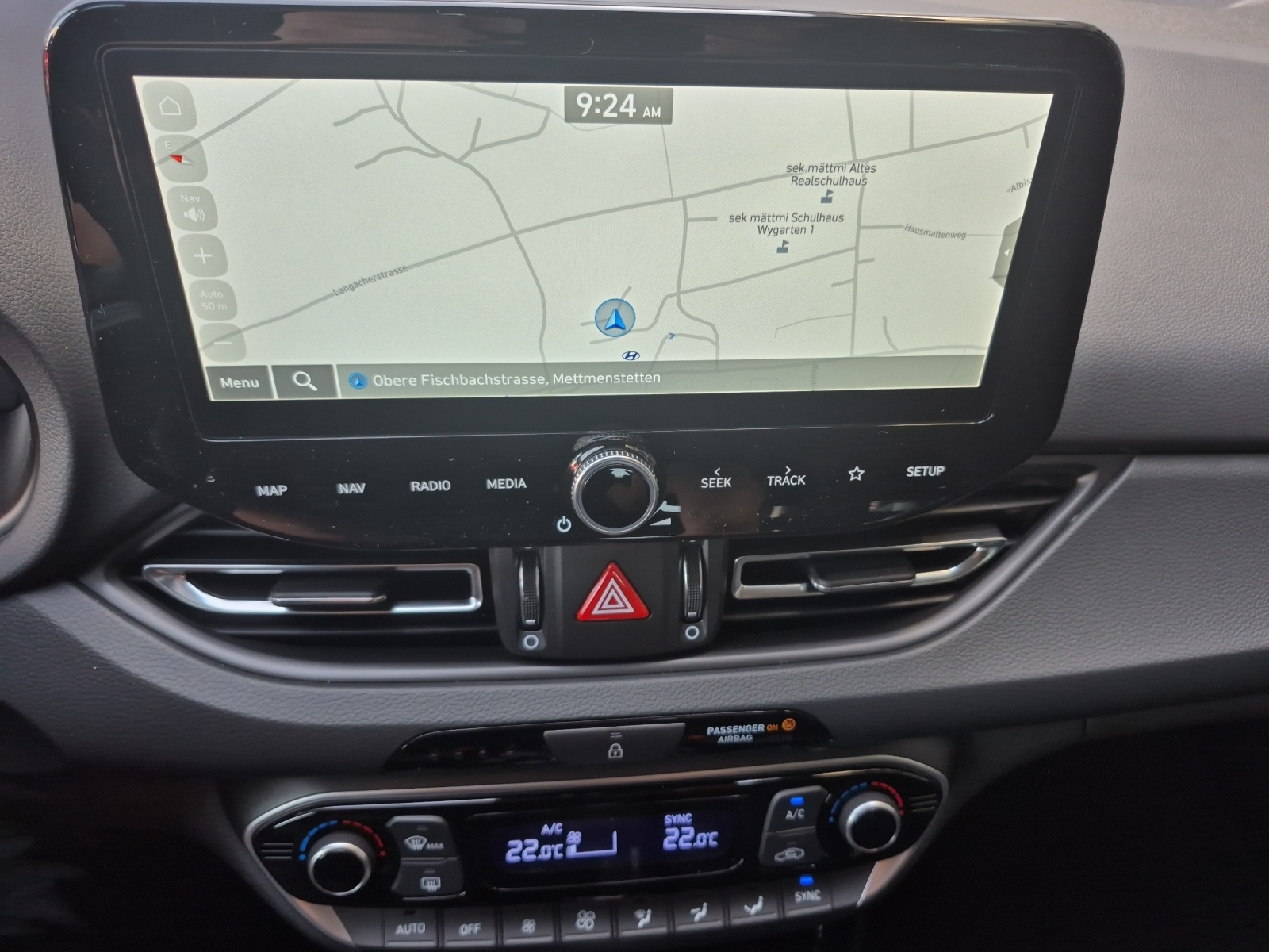 HYUNDAI i30 1.5 T-GDi Amplia-image-11