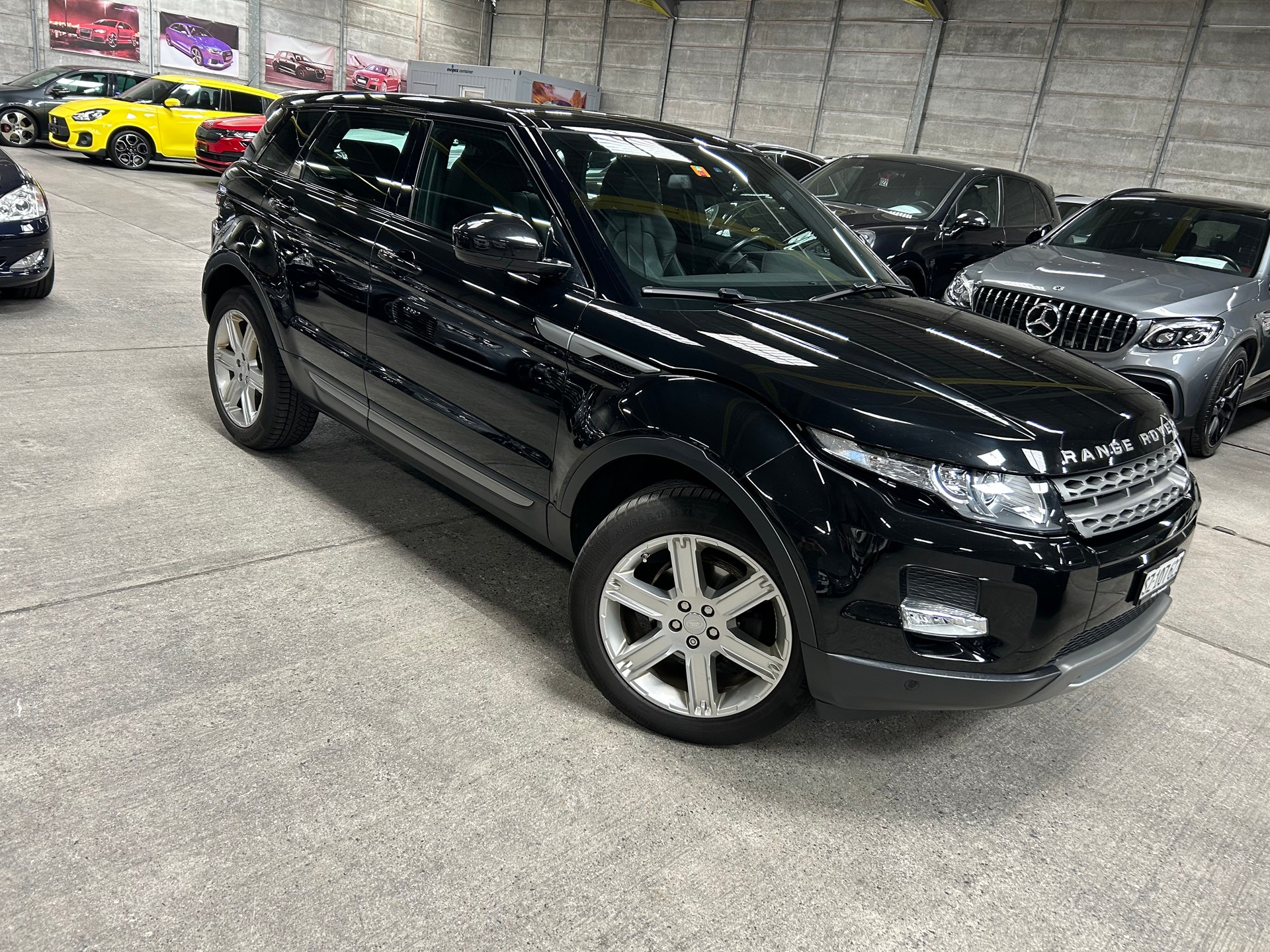 LAND ROVER Range Rover Evoque 2.2 TD4 Prestige AT9-image-0