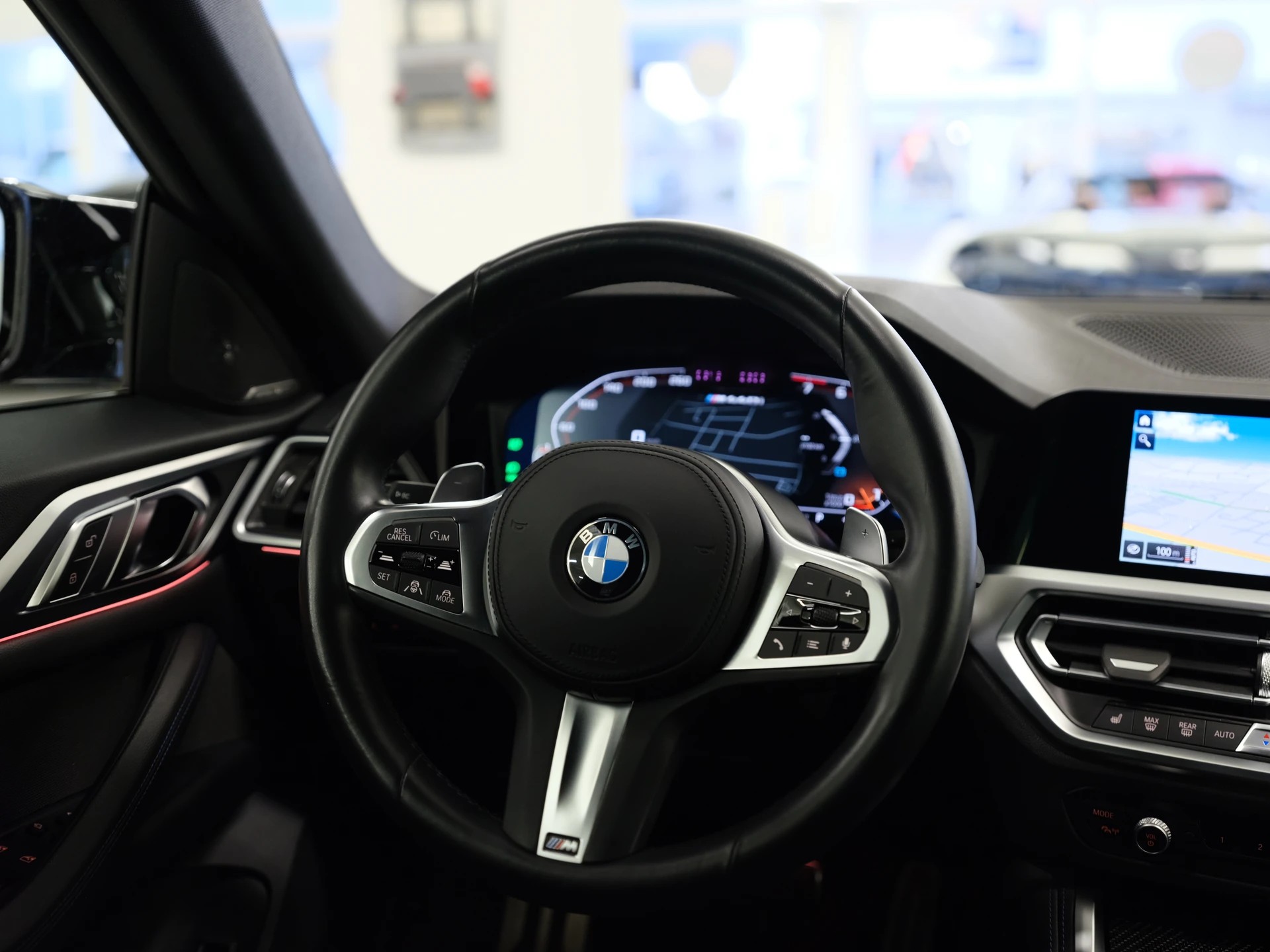 BMW M440i xDrive 48V Gran Coupé *Head-Up* *8-fach bereift* *Adaptives Fernlicht* *Neu ab Service* *Neu poliert*-image-6