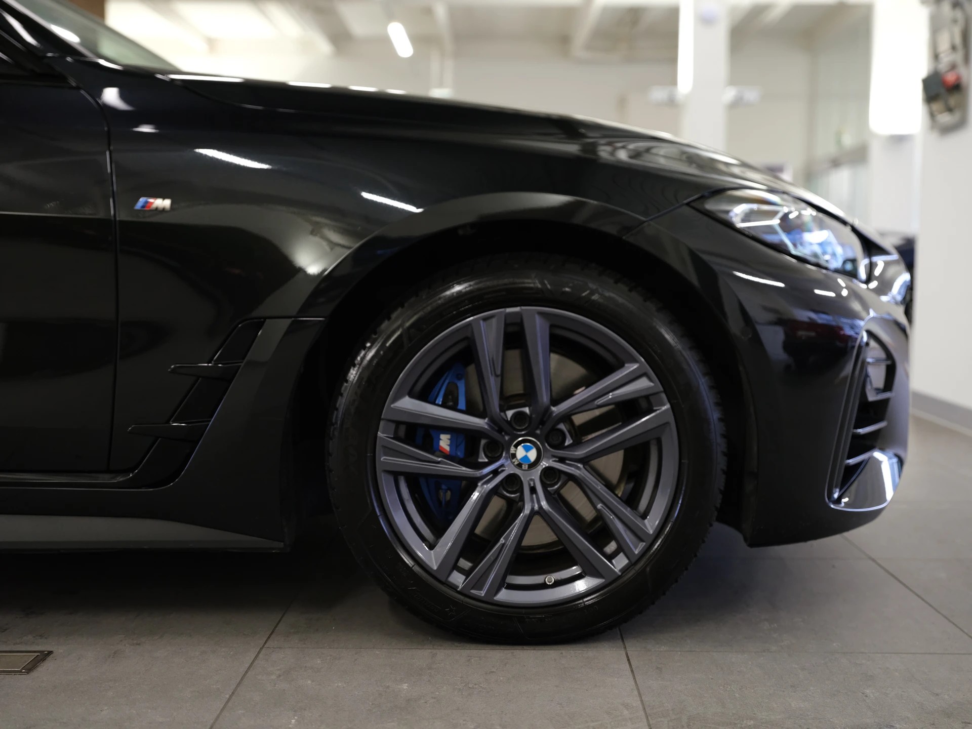 BMW M440i xDrive 48V Gran Coupé *Head-Up* *8-fach bereift* *Adaptives Fernlicht* *Neu ab Service* *Neu poliert*-image-14