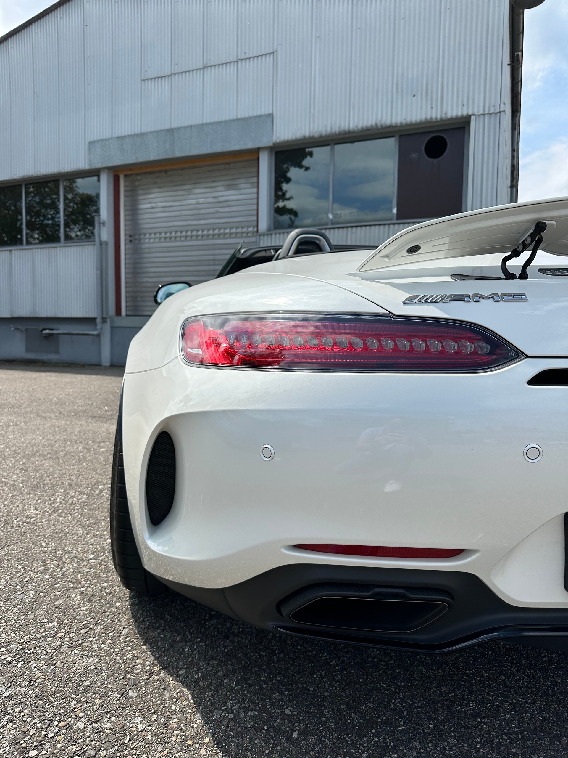 MERCEDES-BENZ AMG GT C Roadster Speedshift DCT-image-6