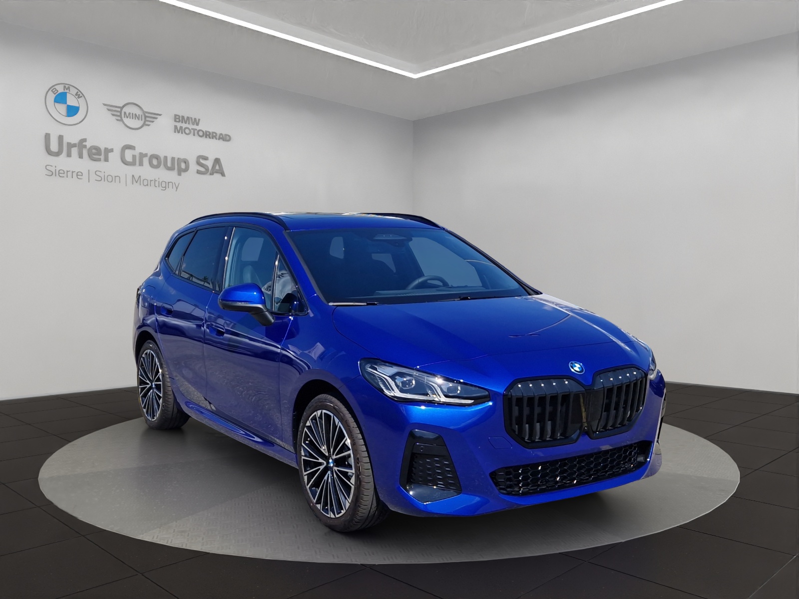 BMW 230e xDrive Active Tourer M Sport-image-5