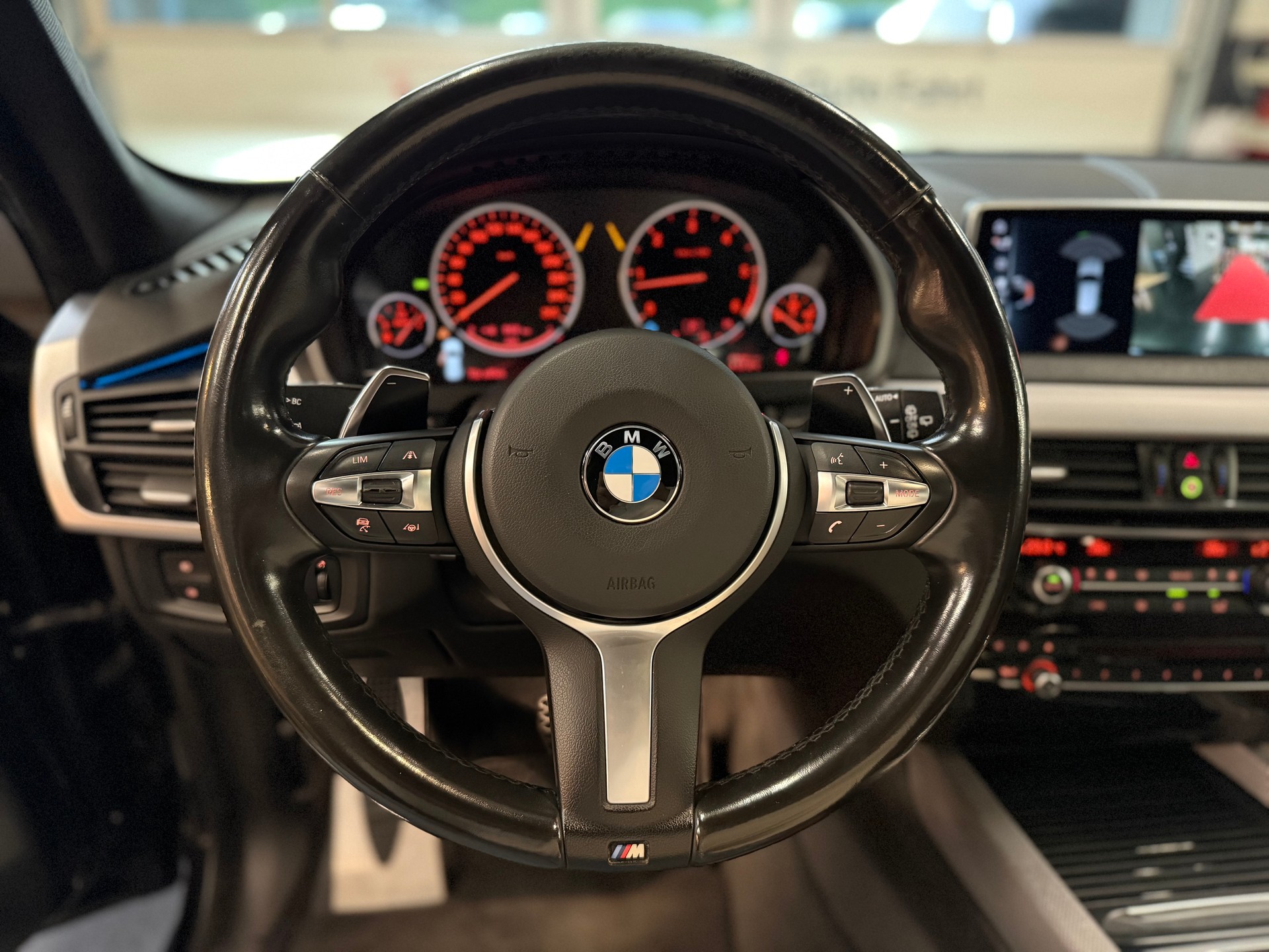 BMW X5 xDrive 30d Steptronic-image-12