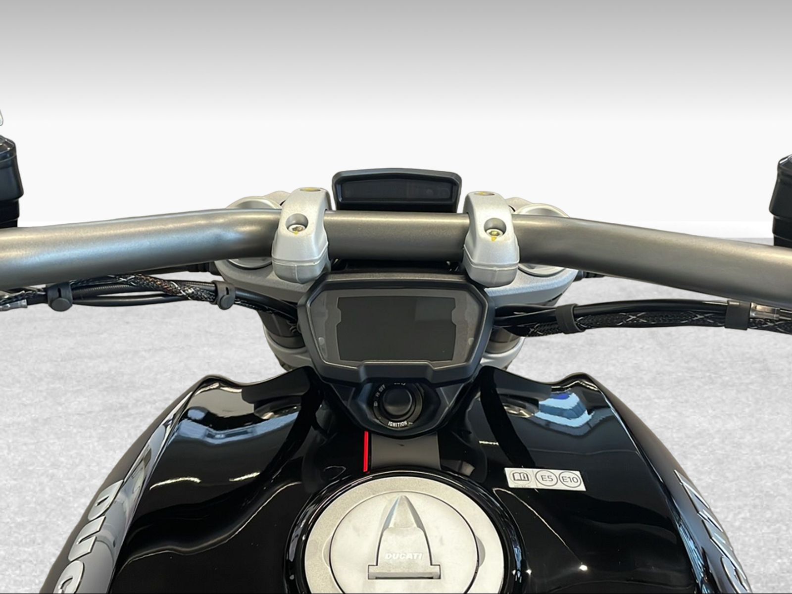 DUCATI 1260 XDiavel S ABS-image-6