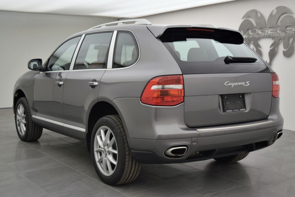 PORSCHE Cayenne S 4.8 V8-image-7