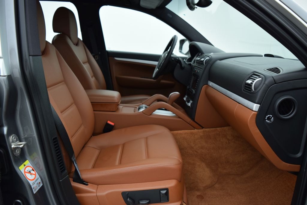 PORSCHE Cayenne S 4.8 V8-image-12