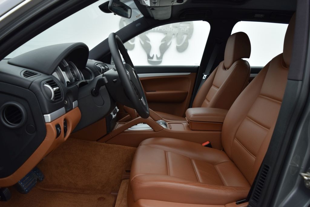 PORSCHE Cayenne S 4.8 V8-image-9