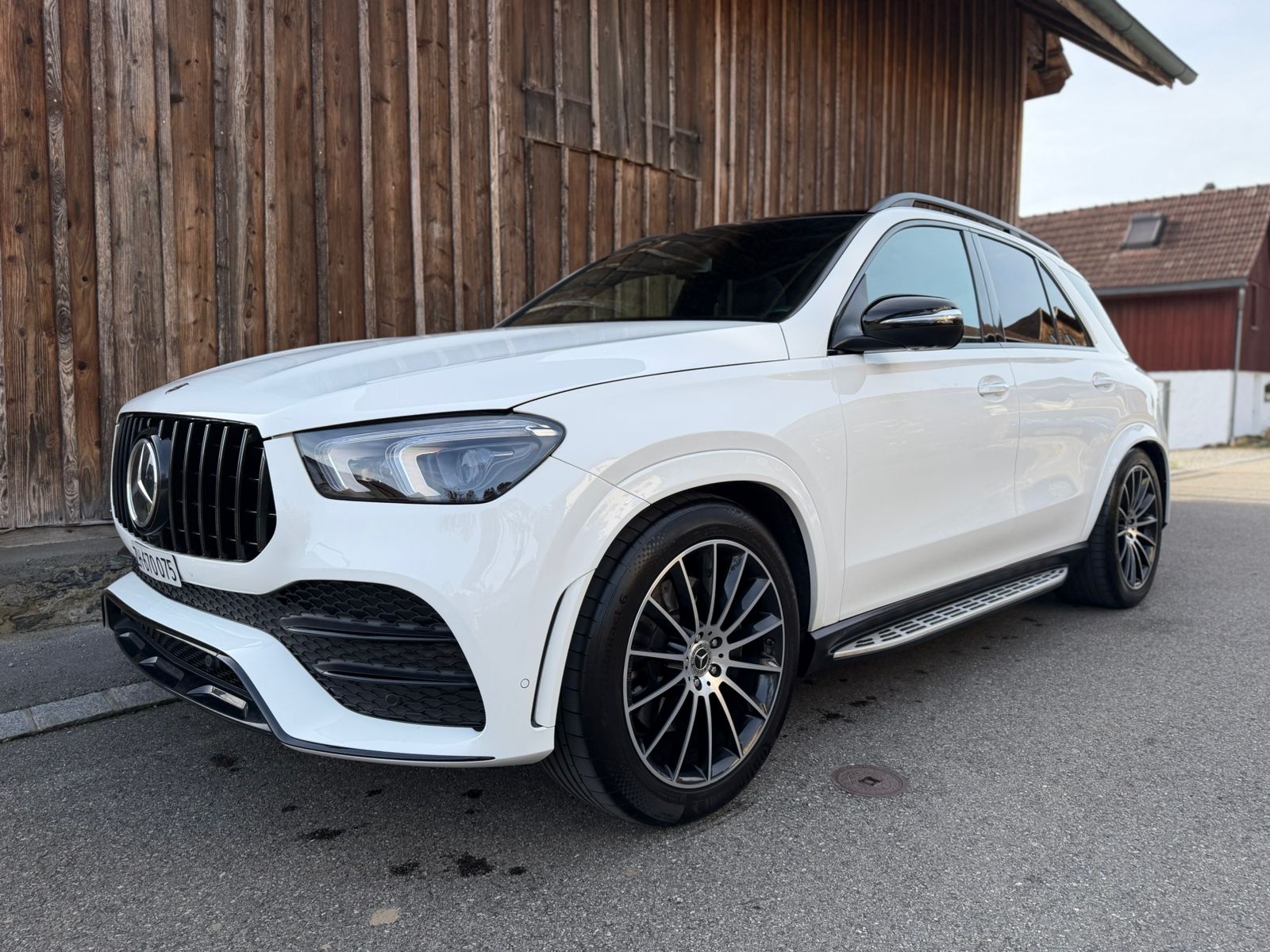 MERCEDES-BENZ AMG Line - 4Matic 400d