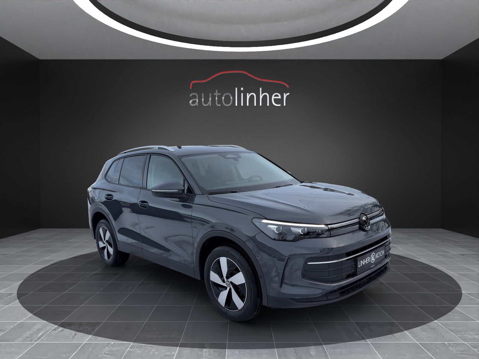 VW Tiguan 2.0 TDI SCR Elegance 4Motion DSG-image-5