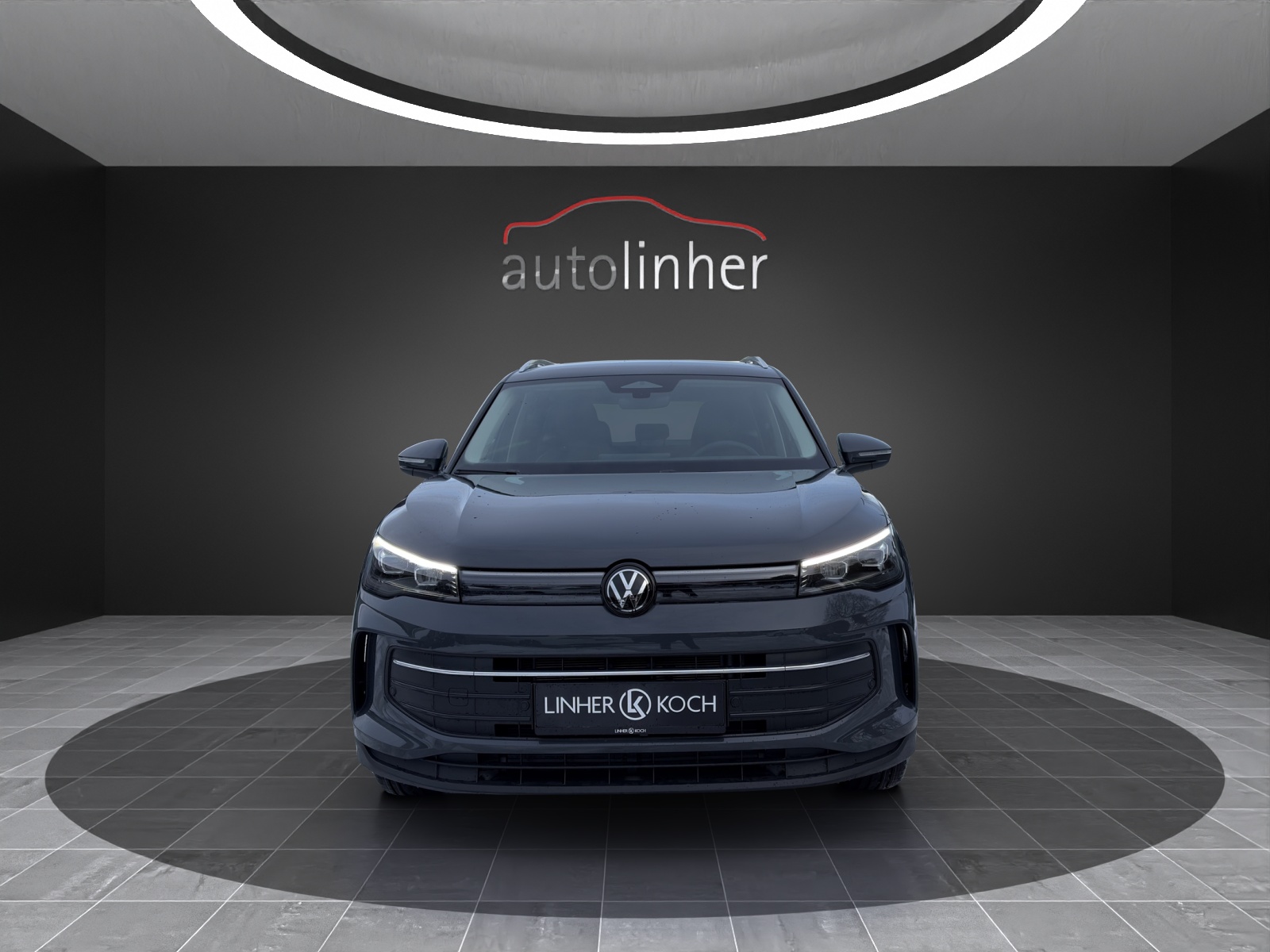 VW Tiguan 2.0 TDI SCR Elegance 4Motion DSG-image-6